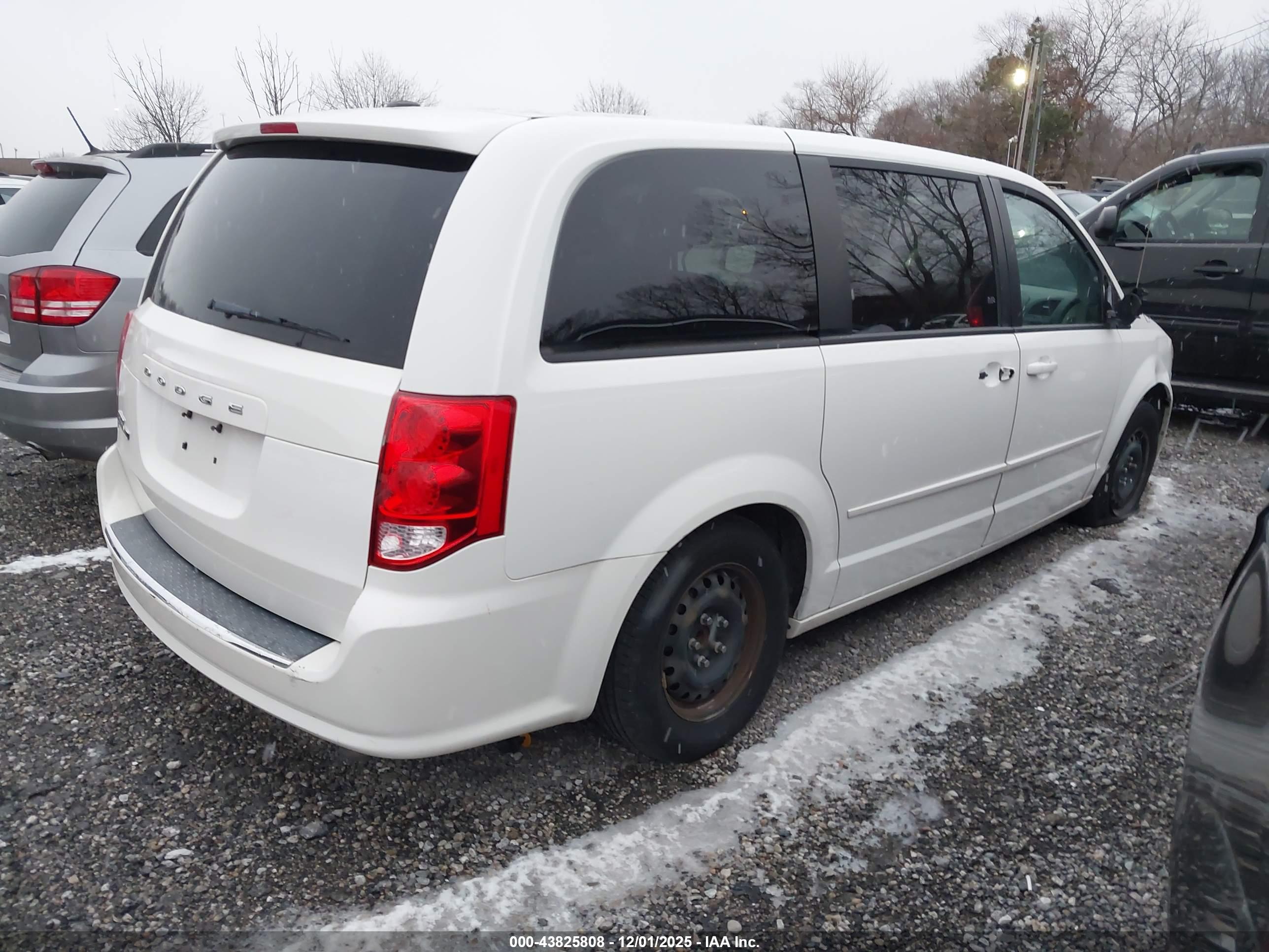 DODGE GRAND image 4