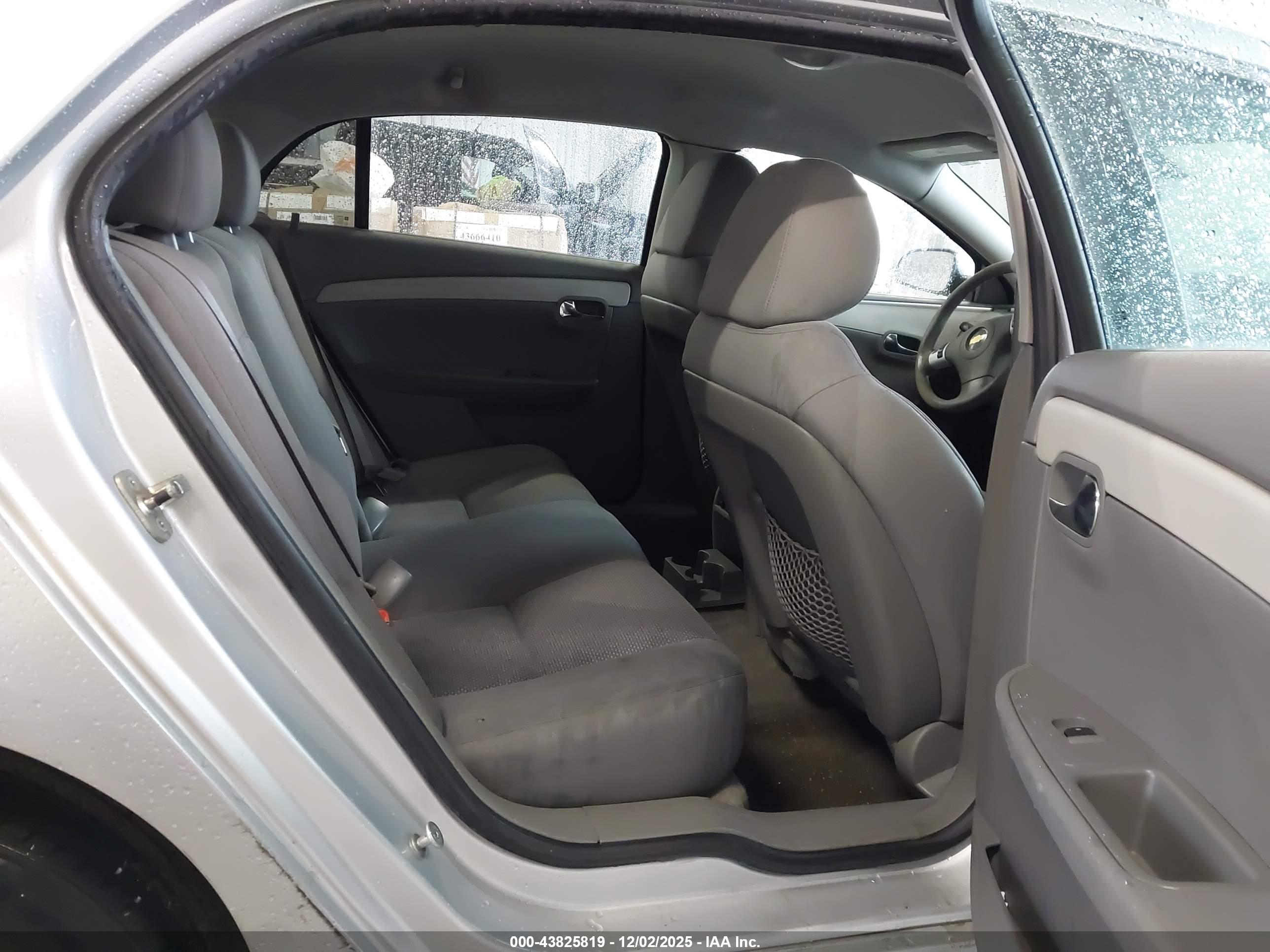 CHEVROLET MALIBU image 8