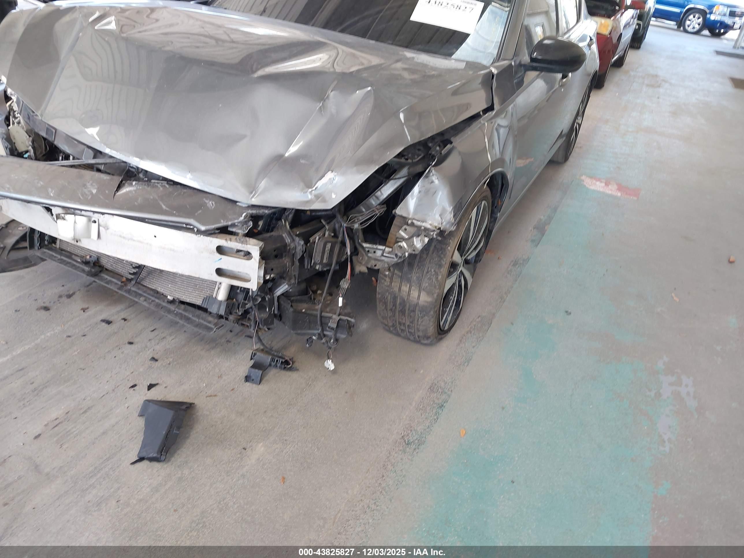 NISSAN ALTIMA image 6