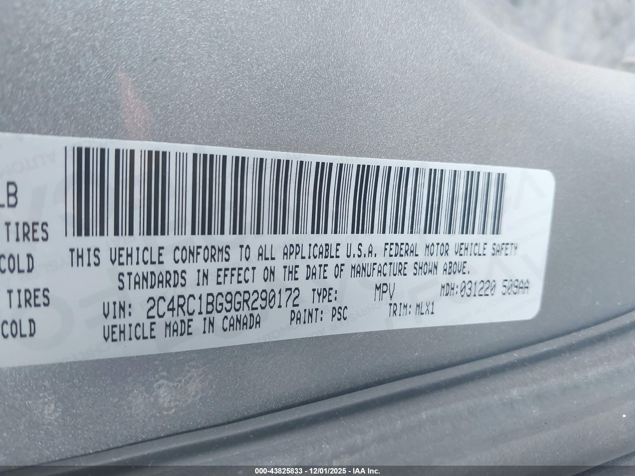 CHRYSLER TOWN image 9