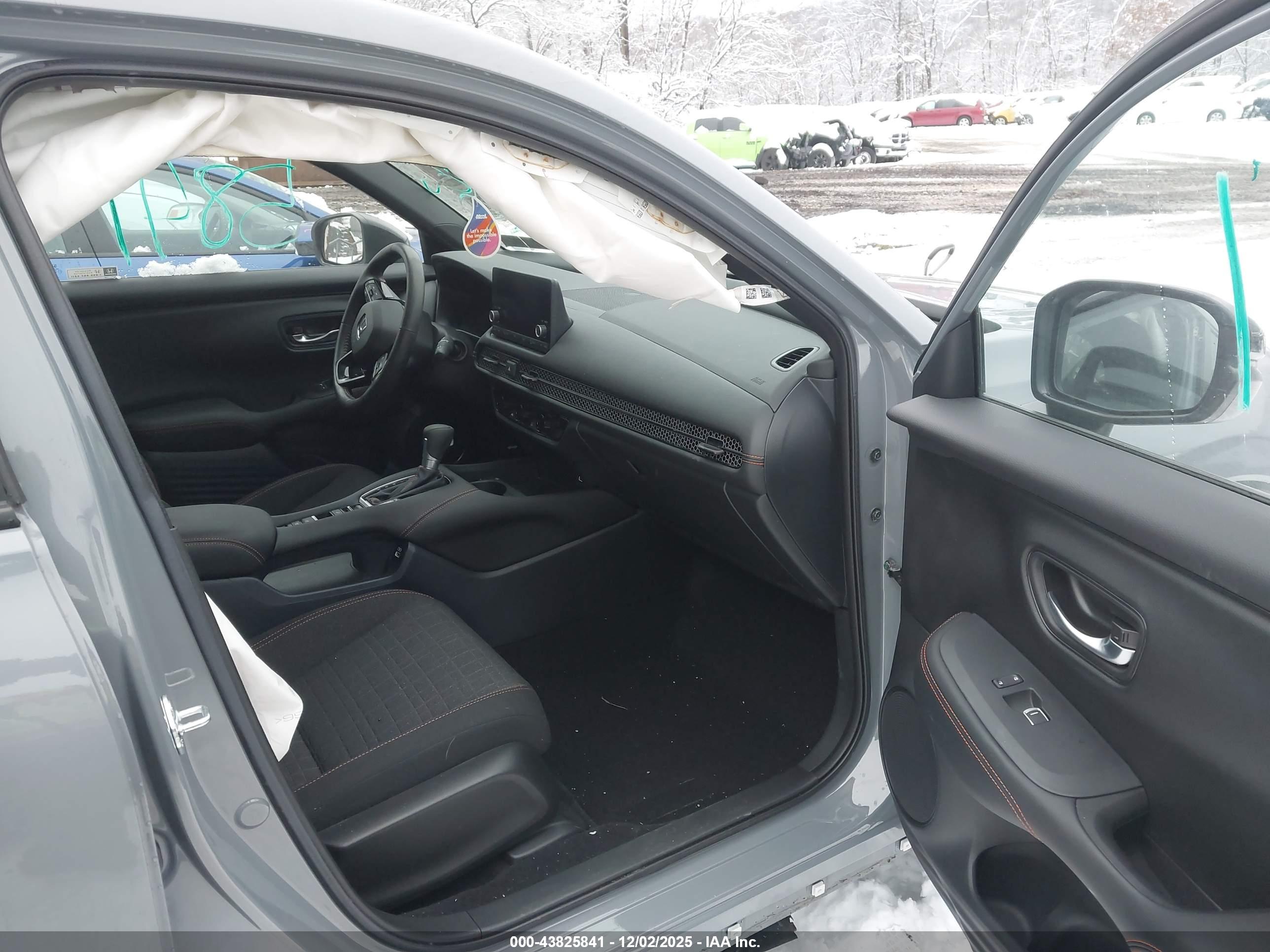 HONDA HR-V image 5