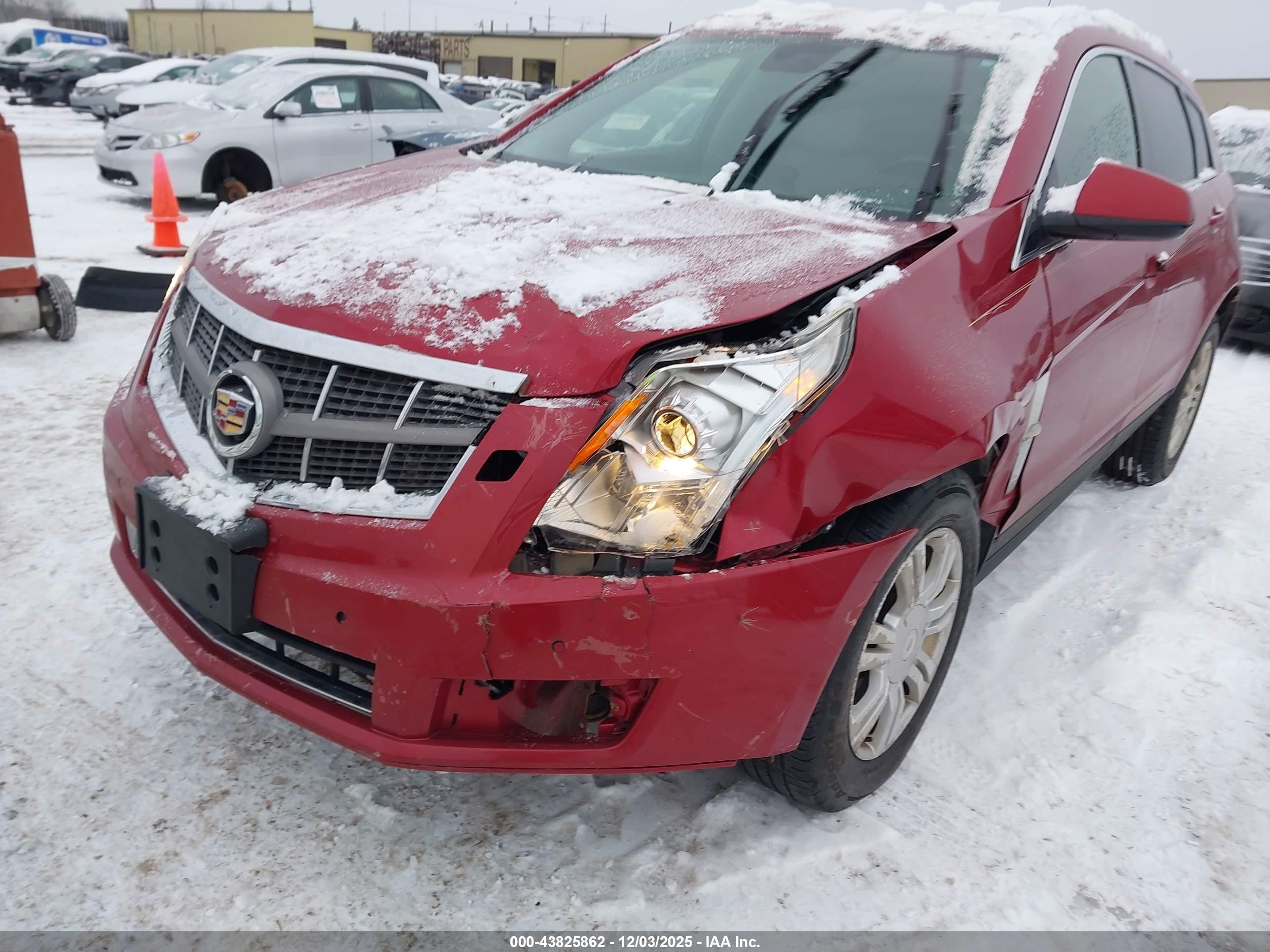 CADILLAC SRX image 6