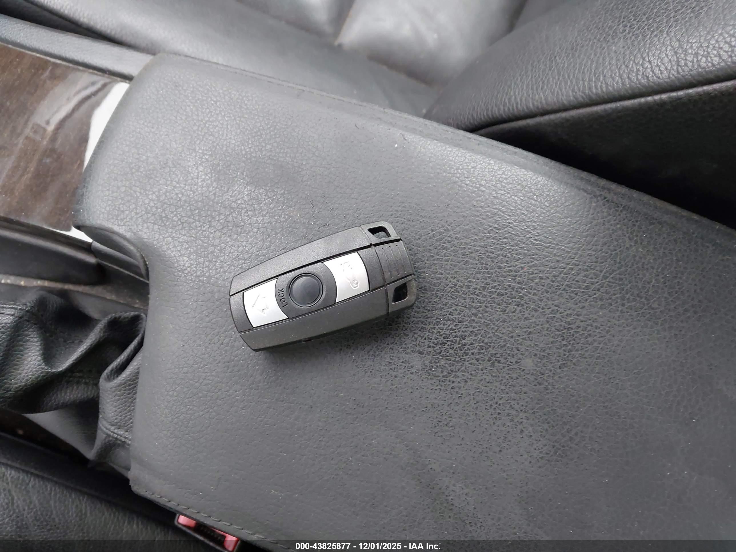 BMW 328I image 11