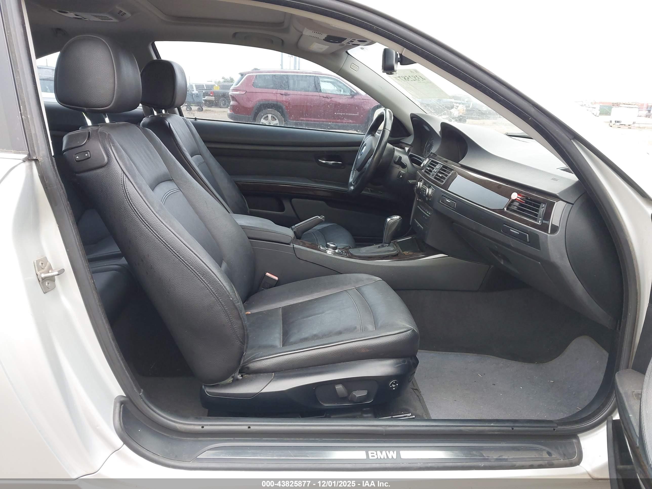 BMW 328I image 5