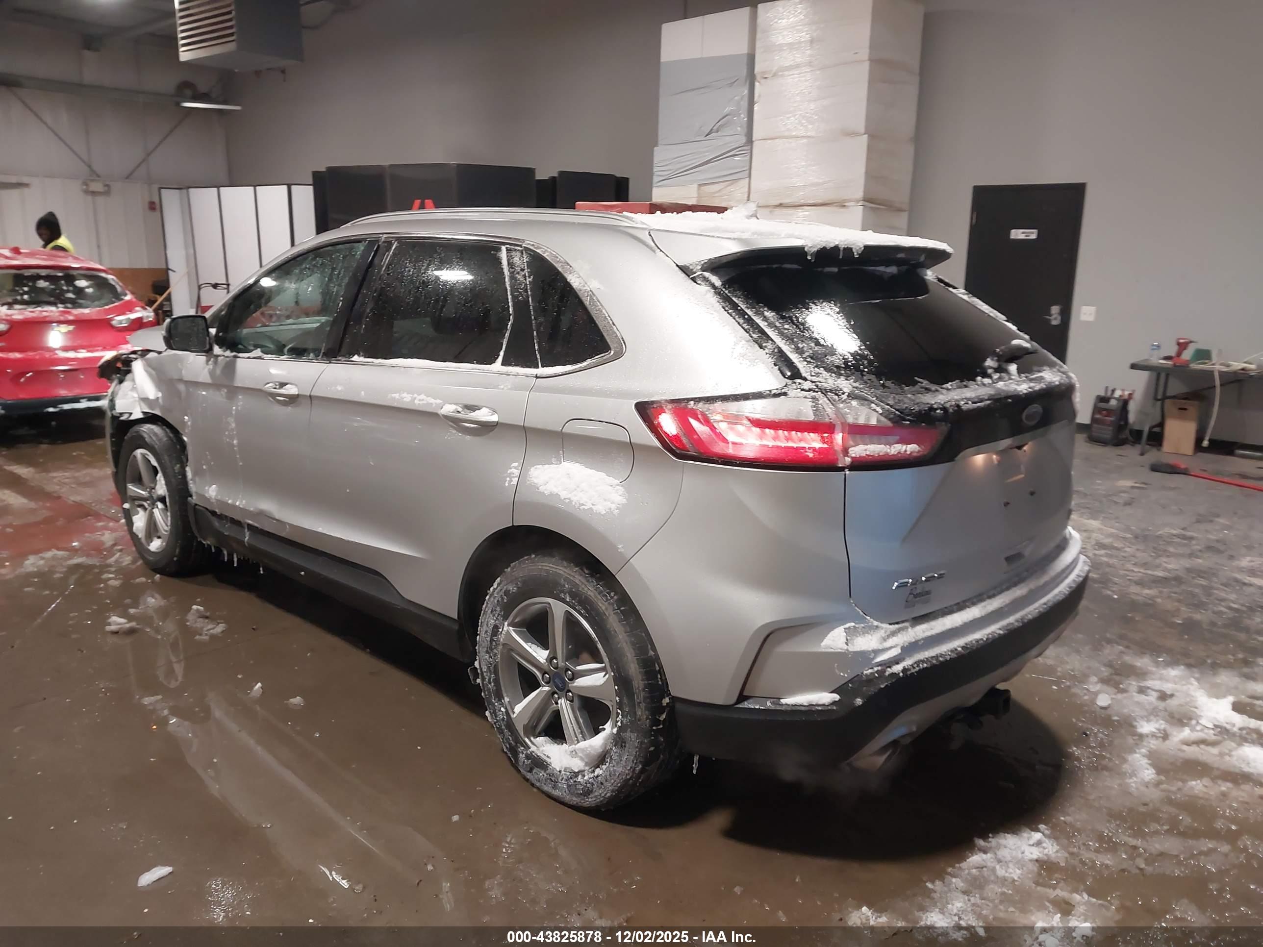 FORD EDGE image 3