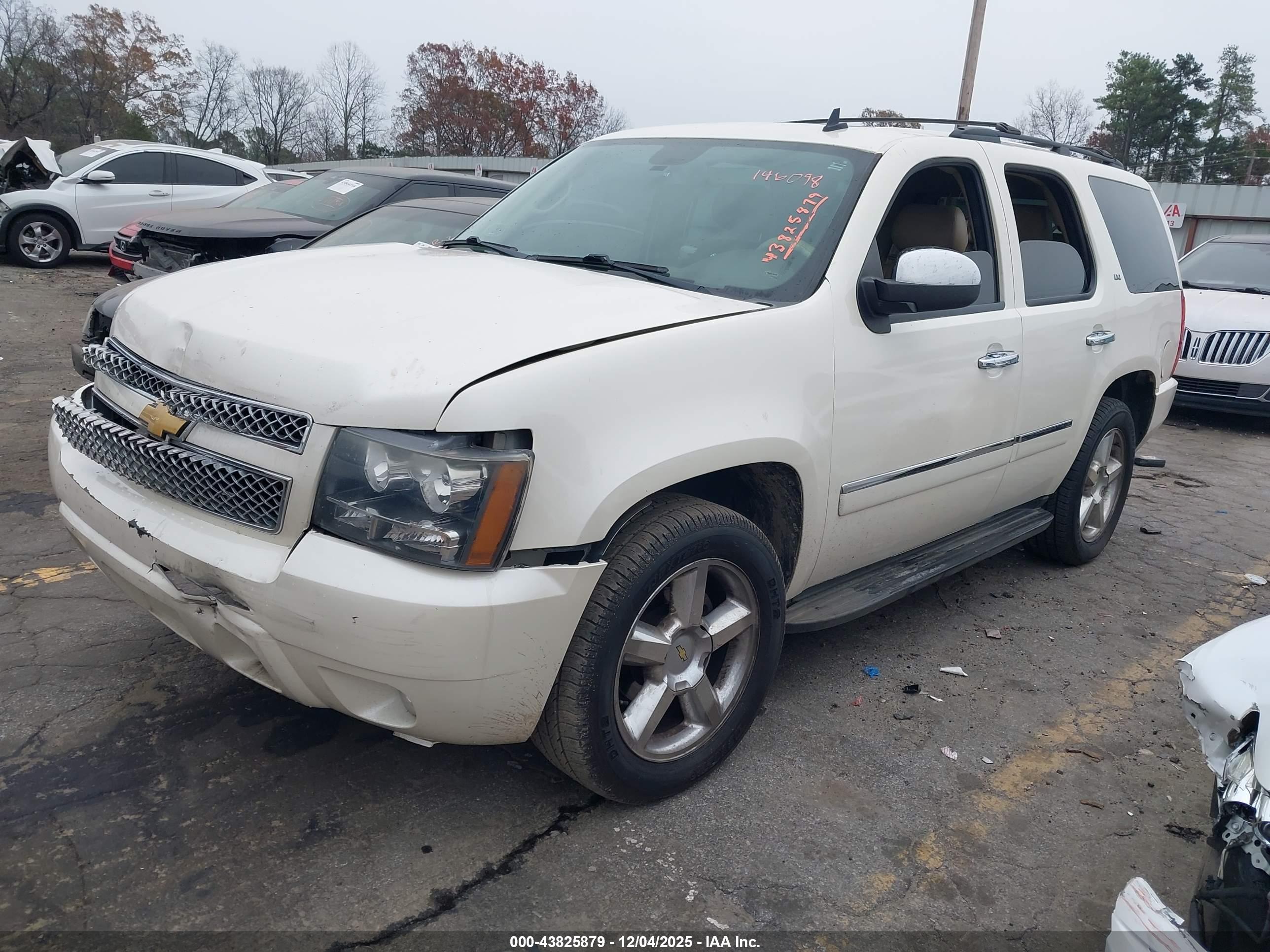 CHEVROLET TAHOE image 2