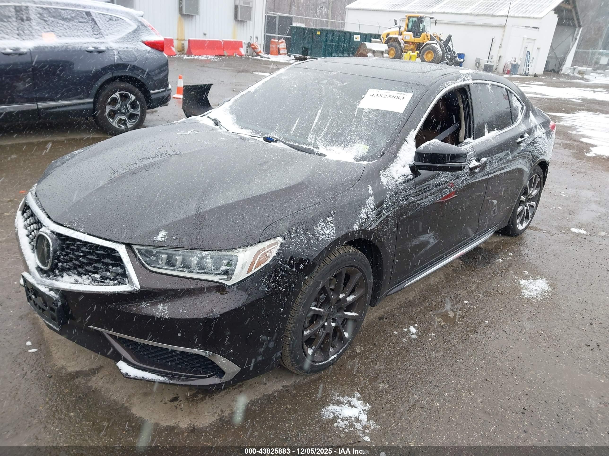 ACURA TLX image 2