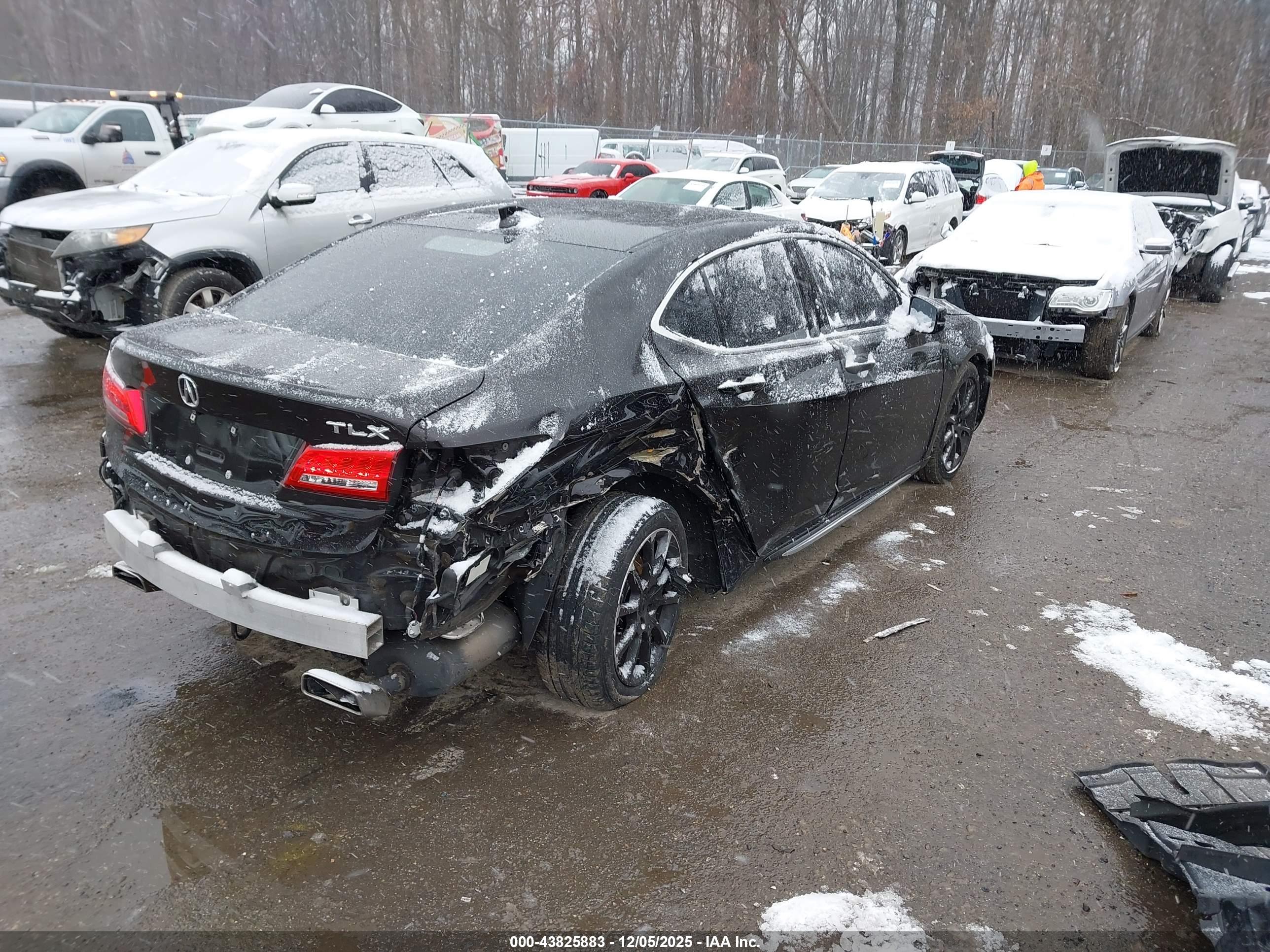 ACURA TLX image 4