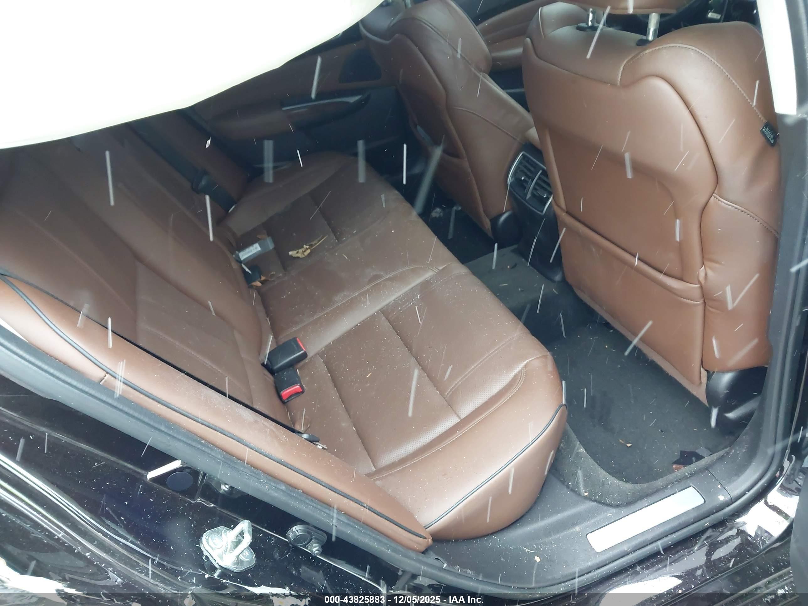 ACURA TLX image 8