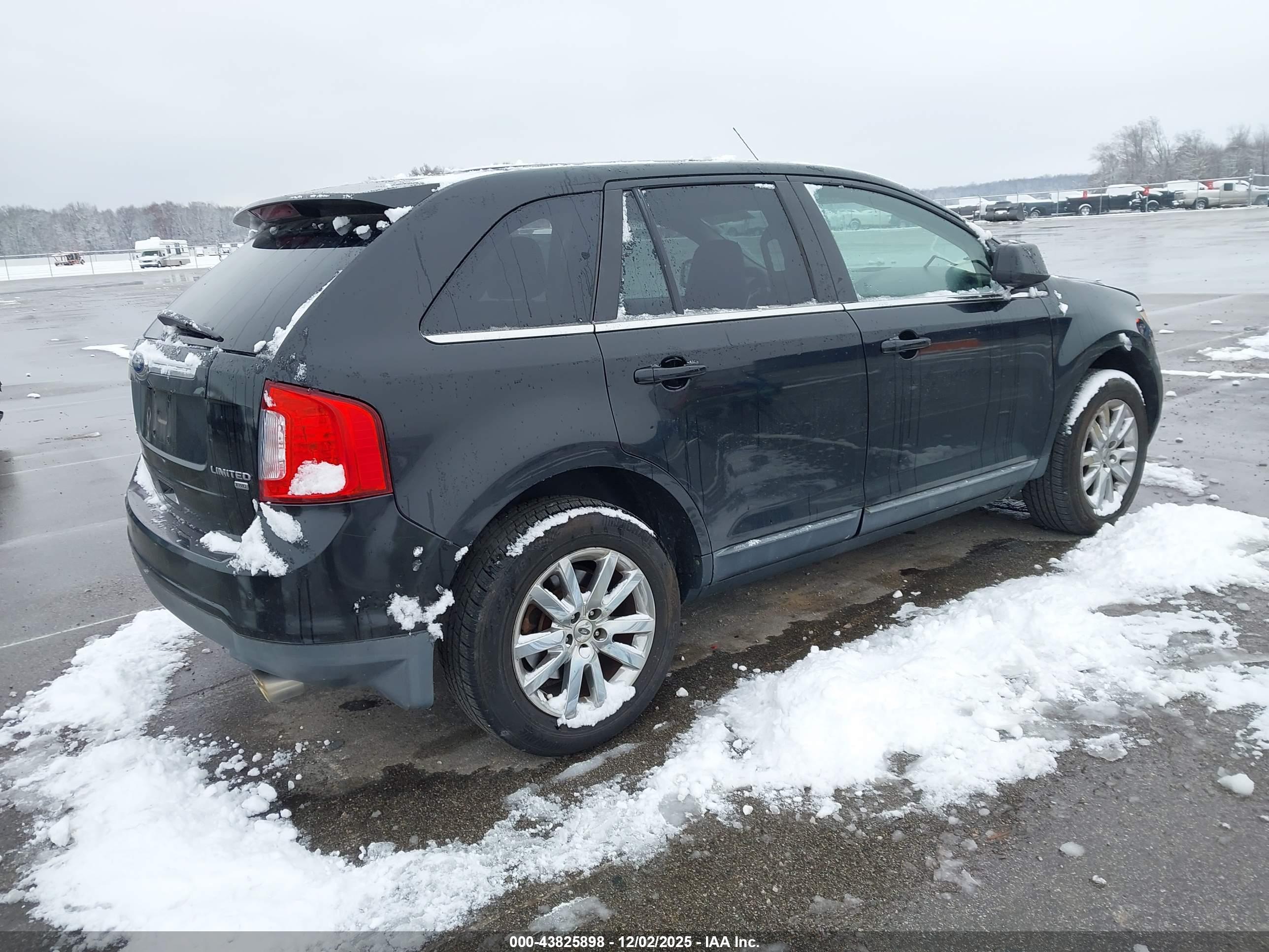 FORD EDGE image 4