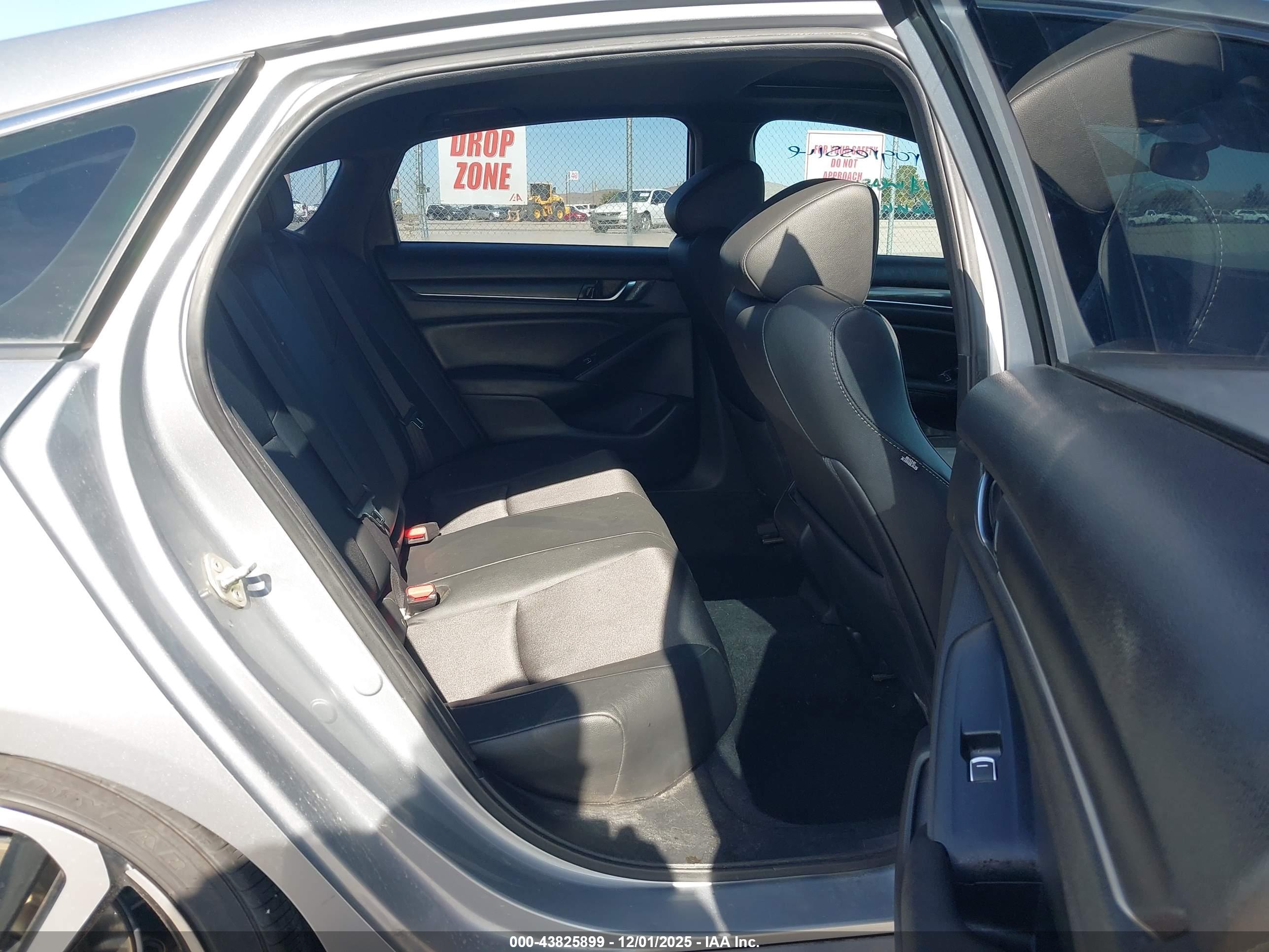 HONDA ACCORD image 8