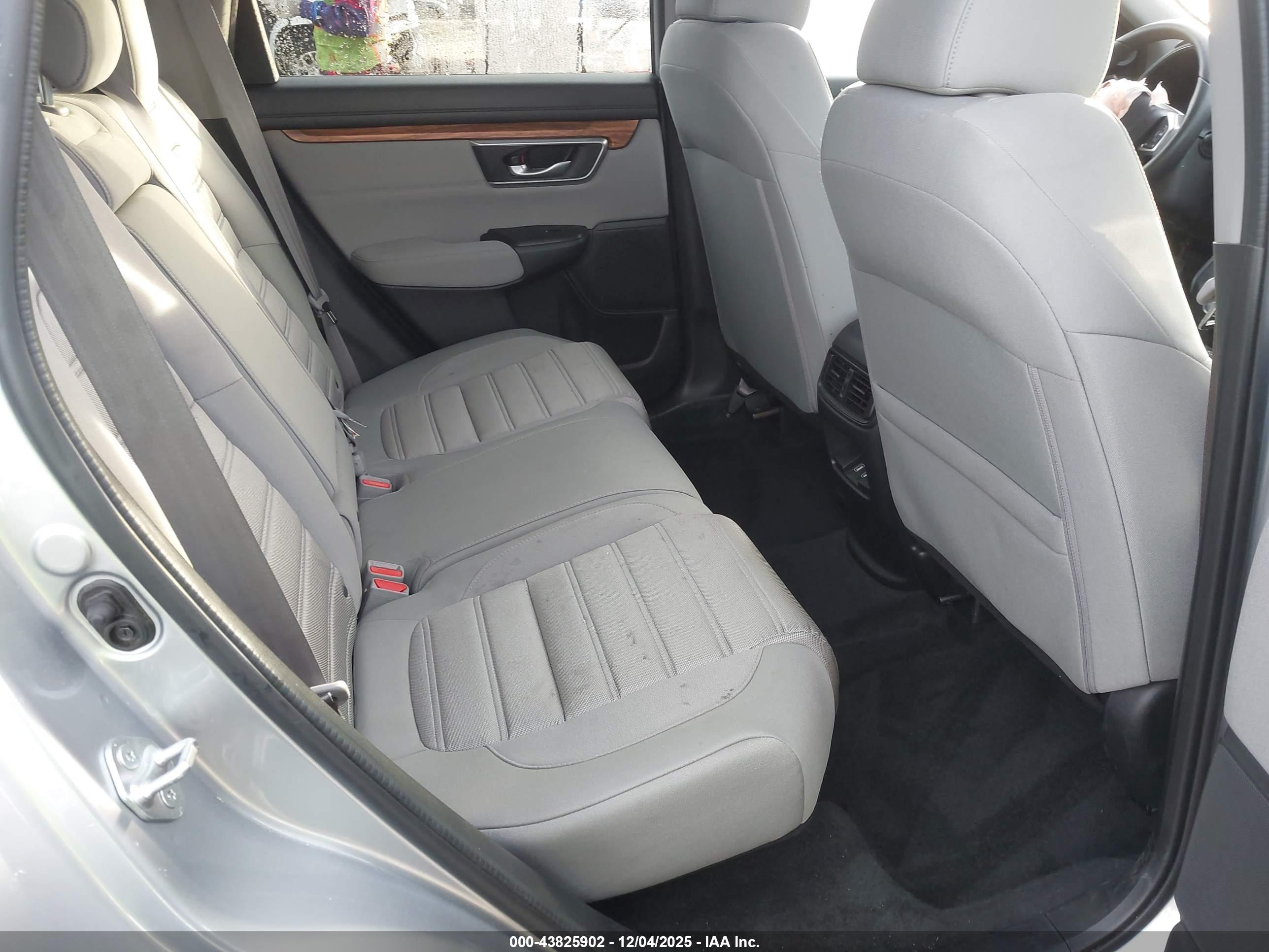 HONDA CR-V image 8