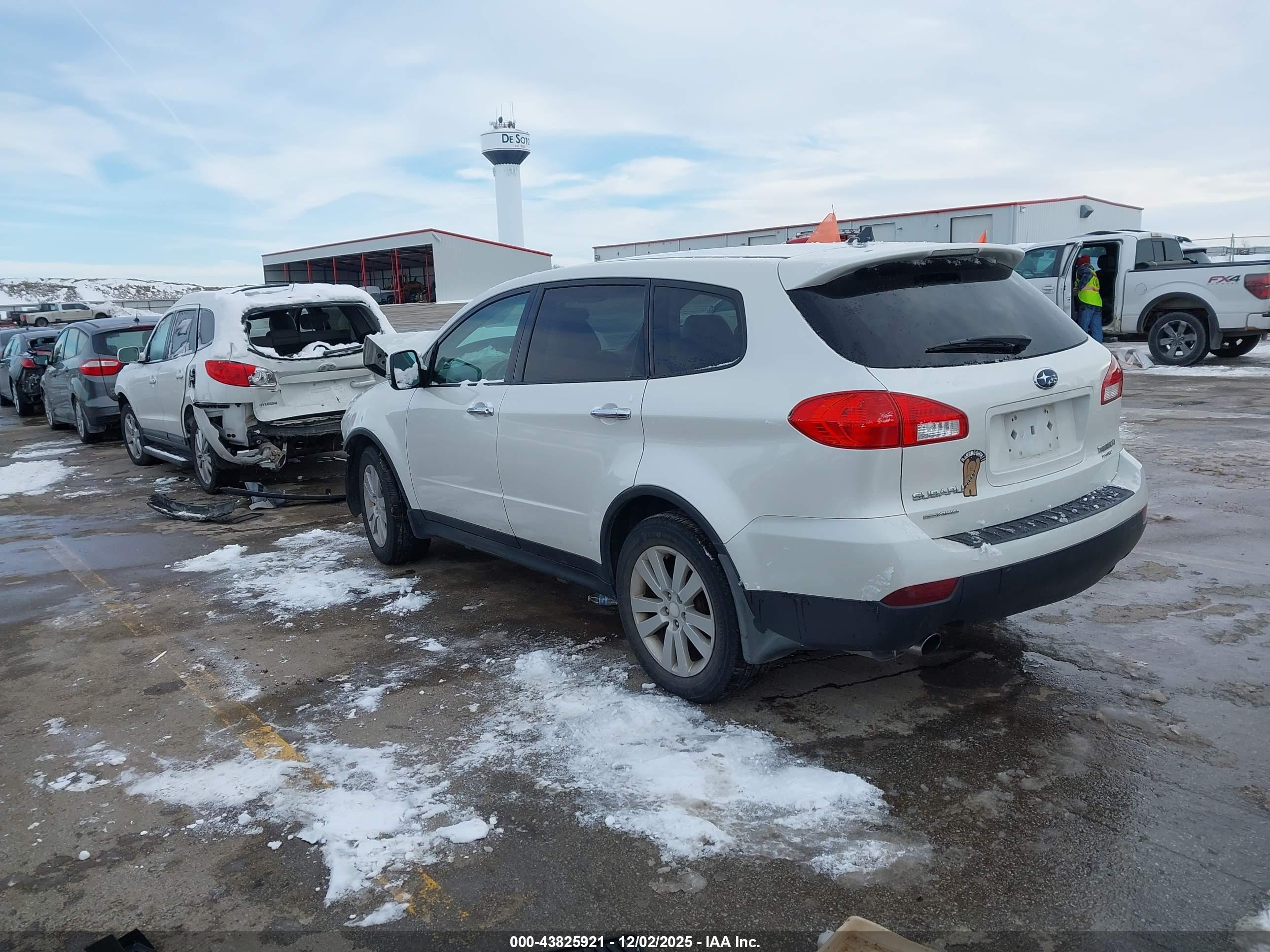 SUBARU TRIBECA image 3