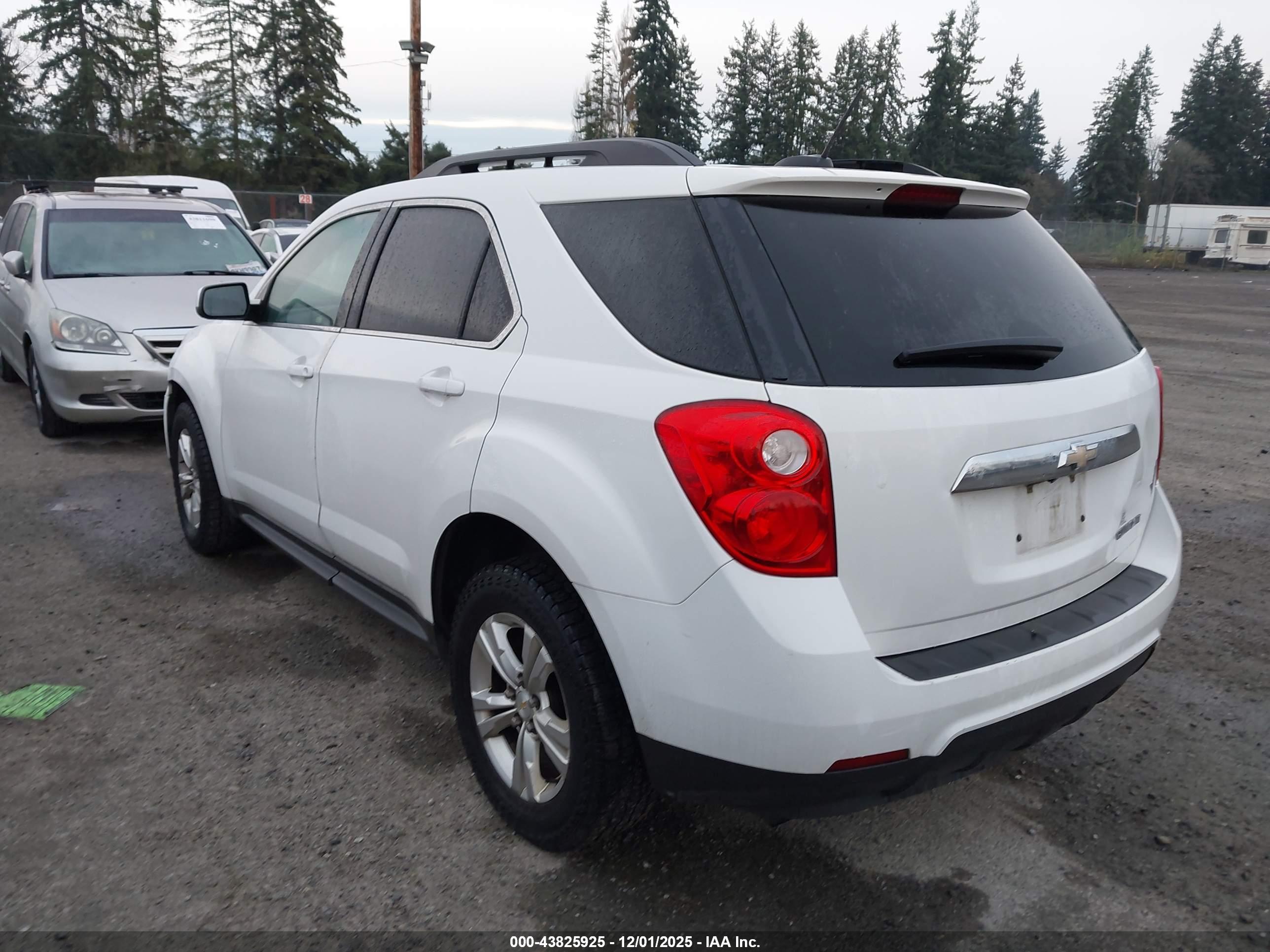 CHEVROLET EQUINOX image 3