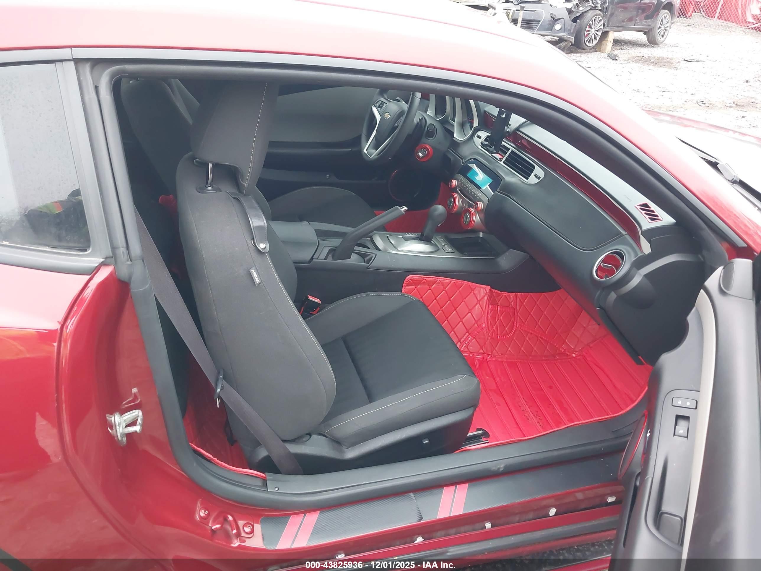 CHEVROLET CAMARO image 5