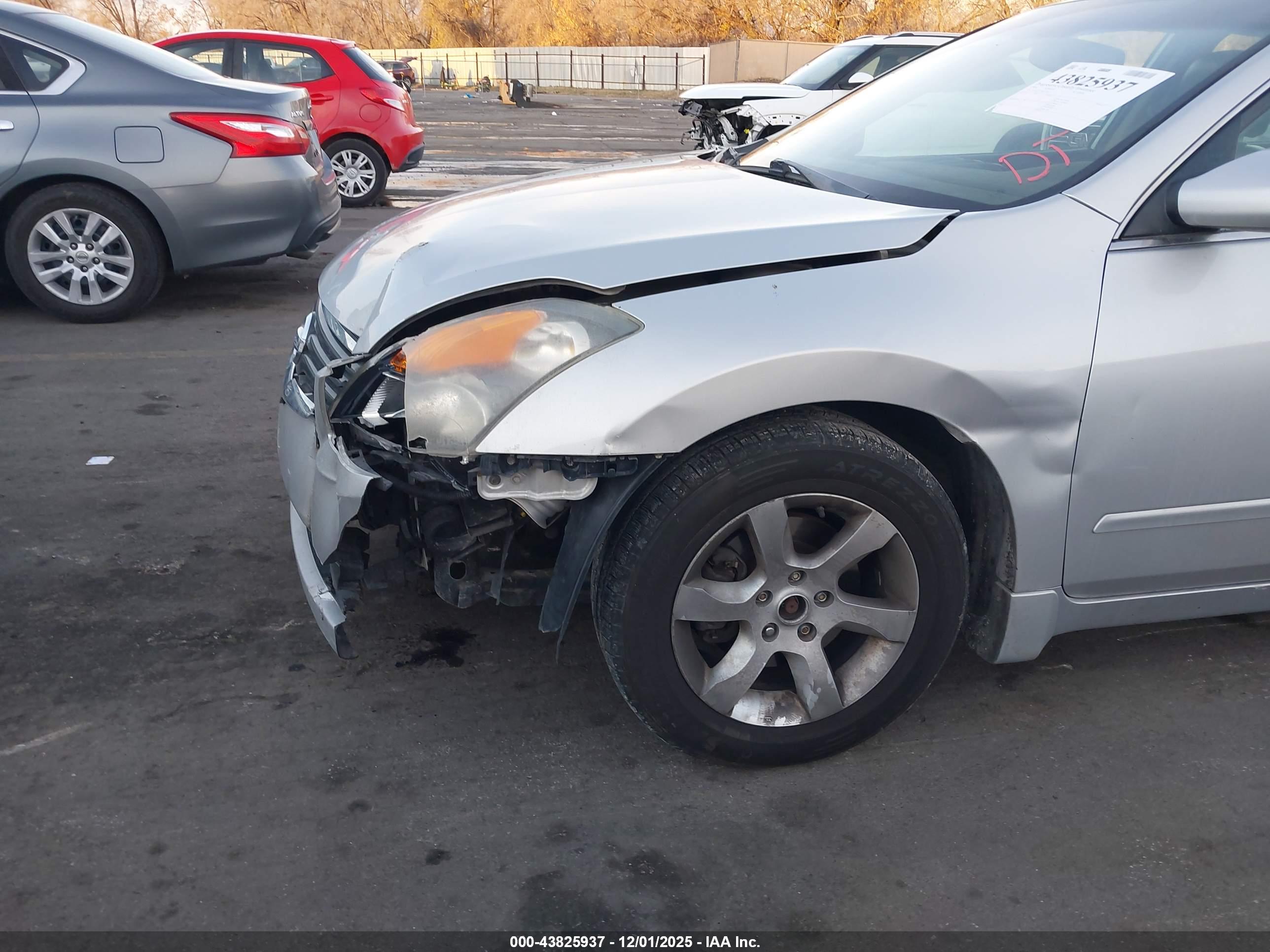 NISSAN ALTIMA image 6