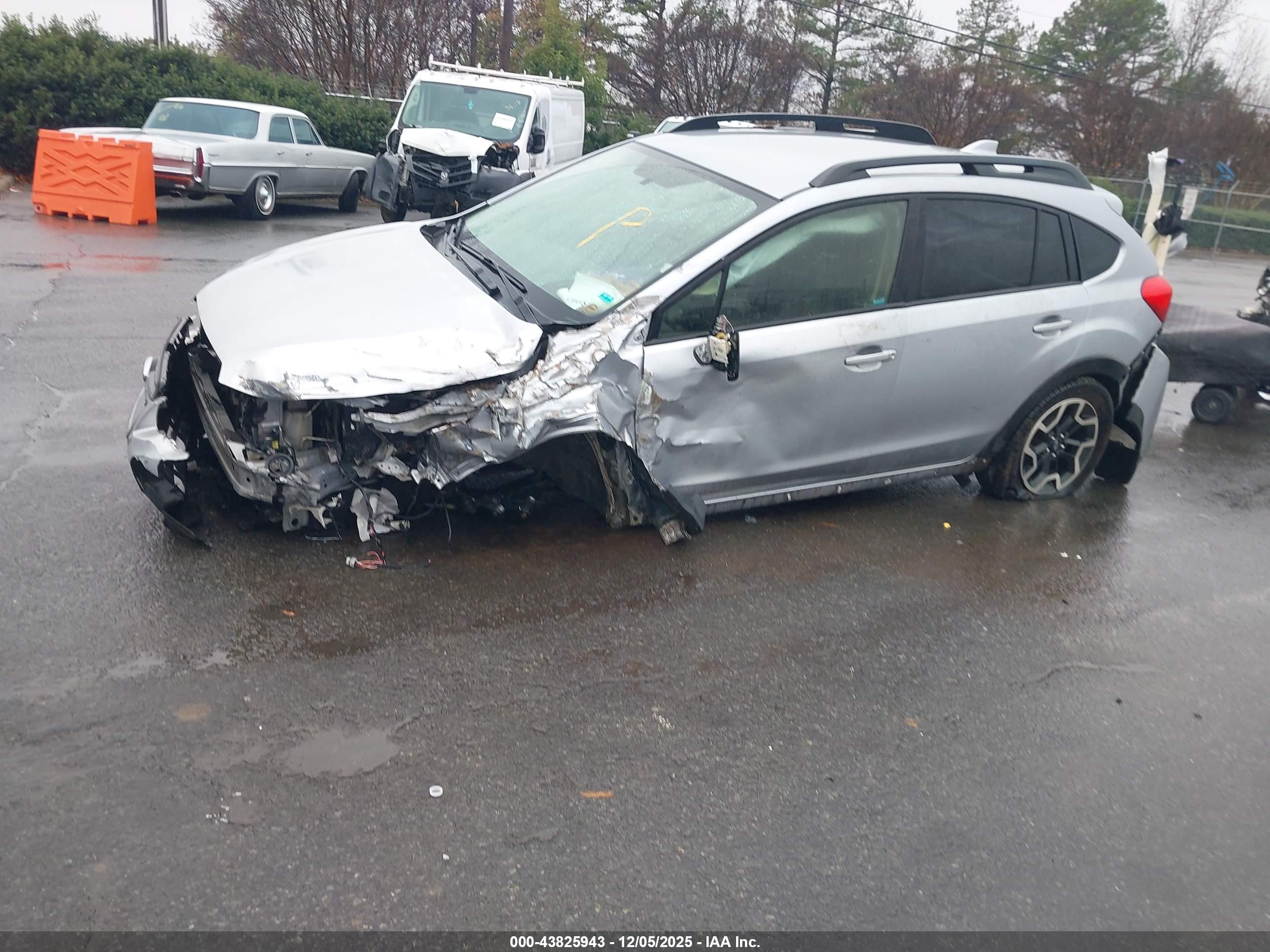 SUBARU CROSSTREK image 2
