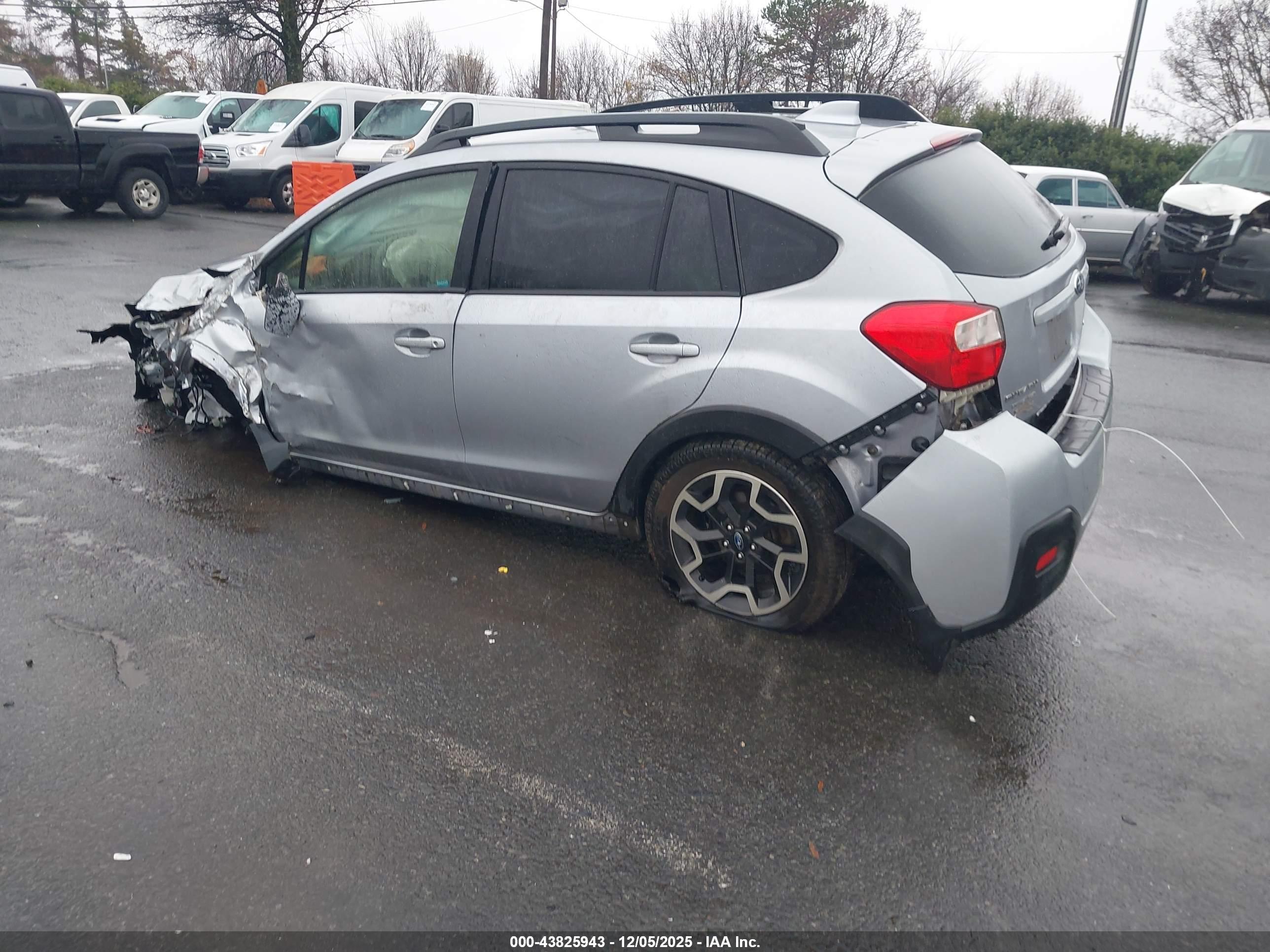 SUBARU CROSSTREK image 3