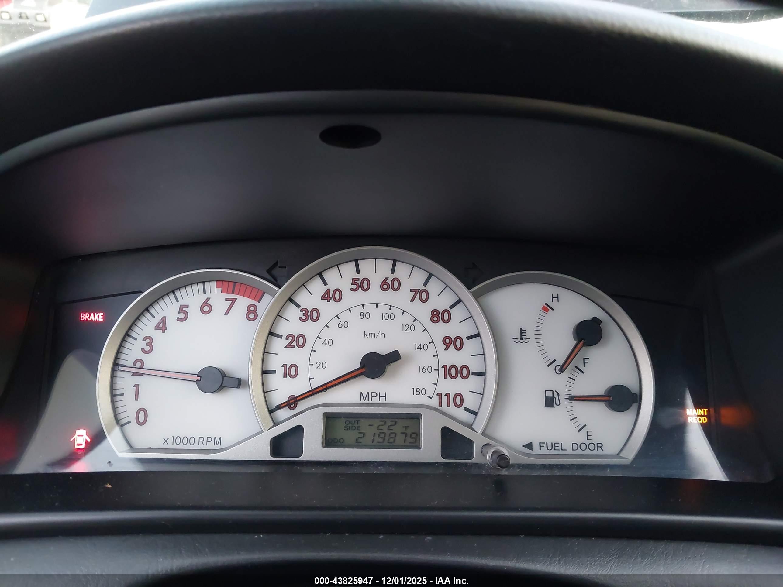 TOYOTA COROLLA image 7