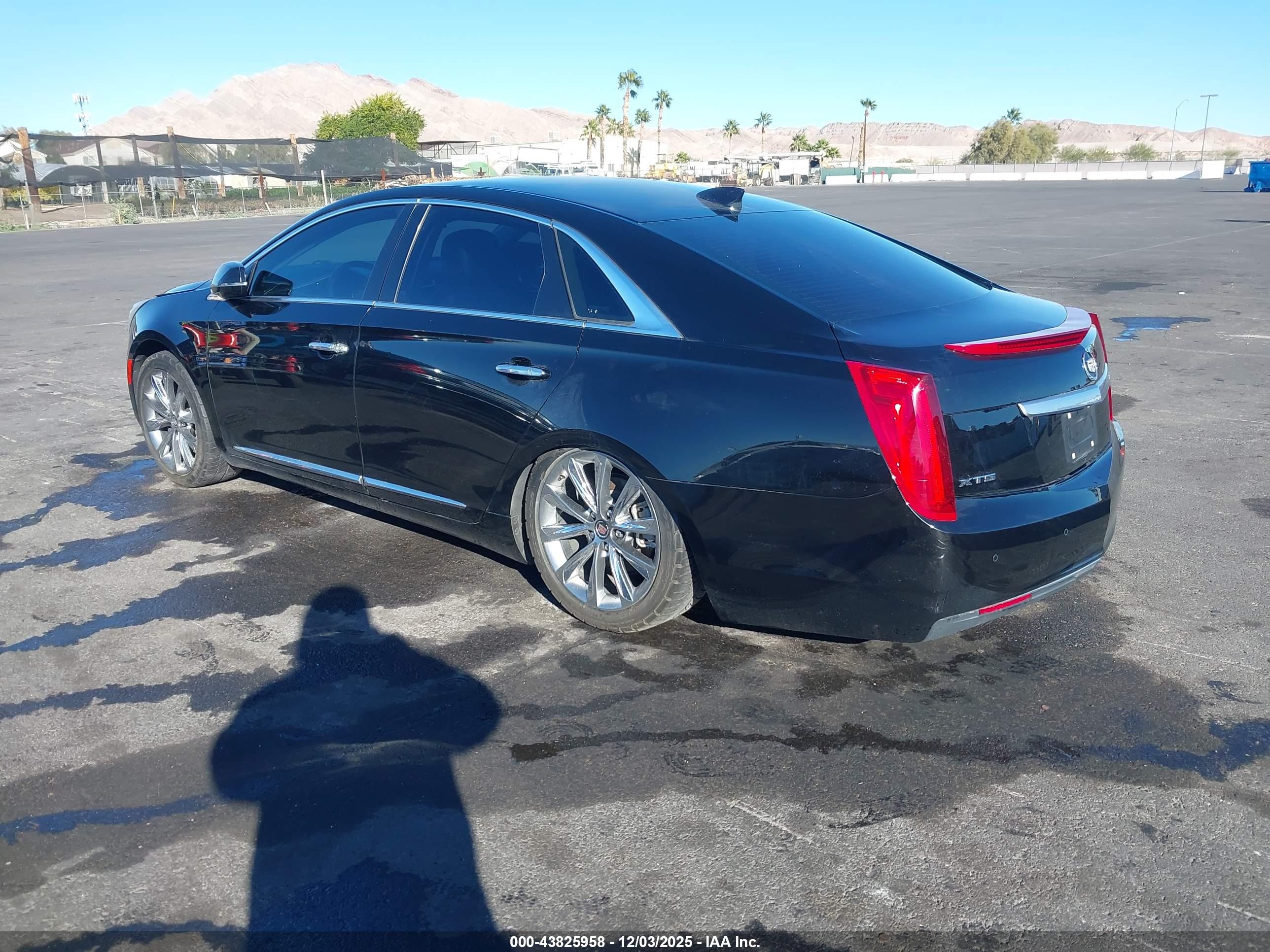 CADILLAC XTS image 3