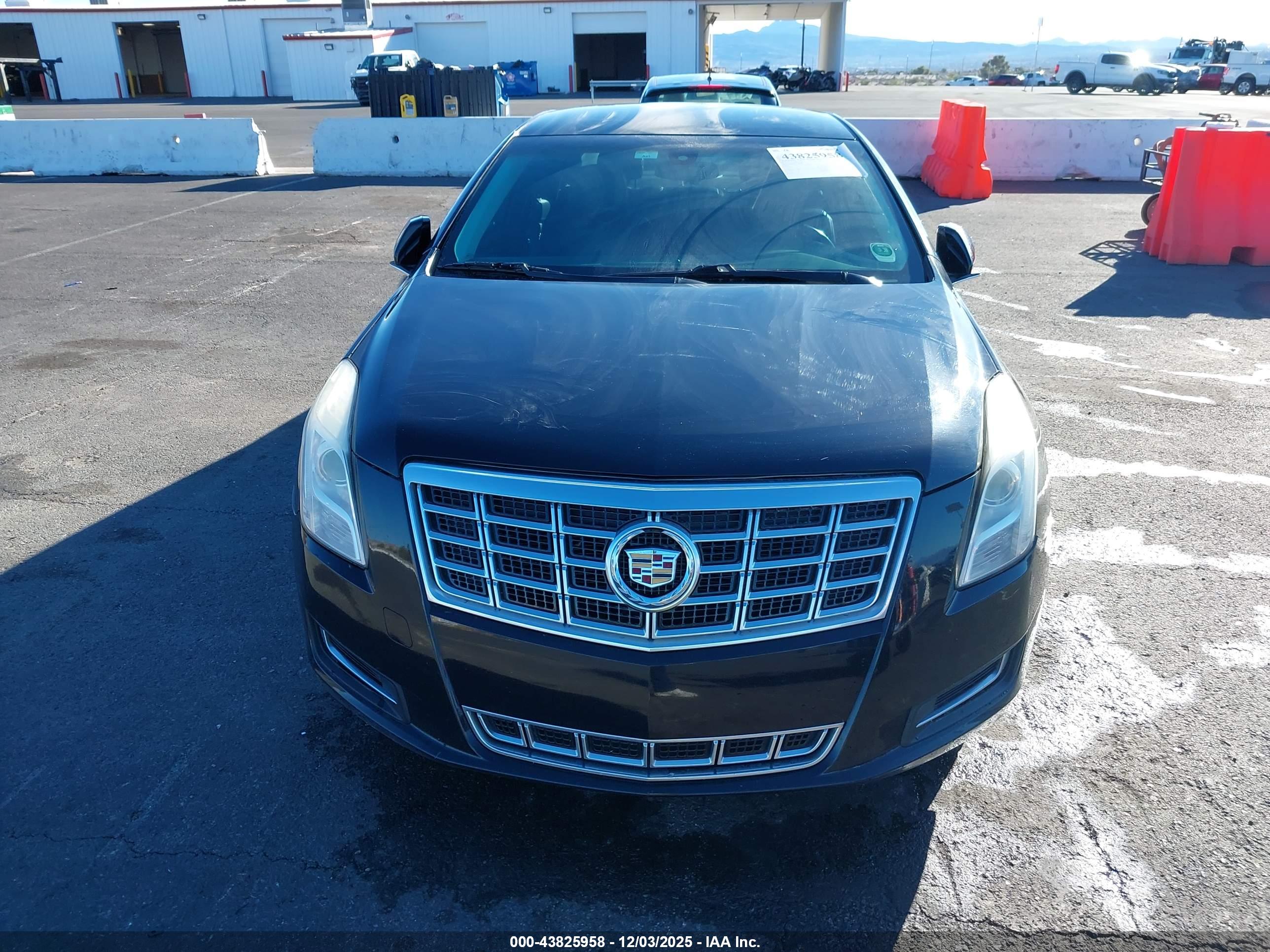 CADILLAC XTS image 6