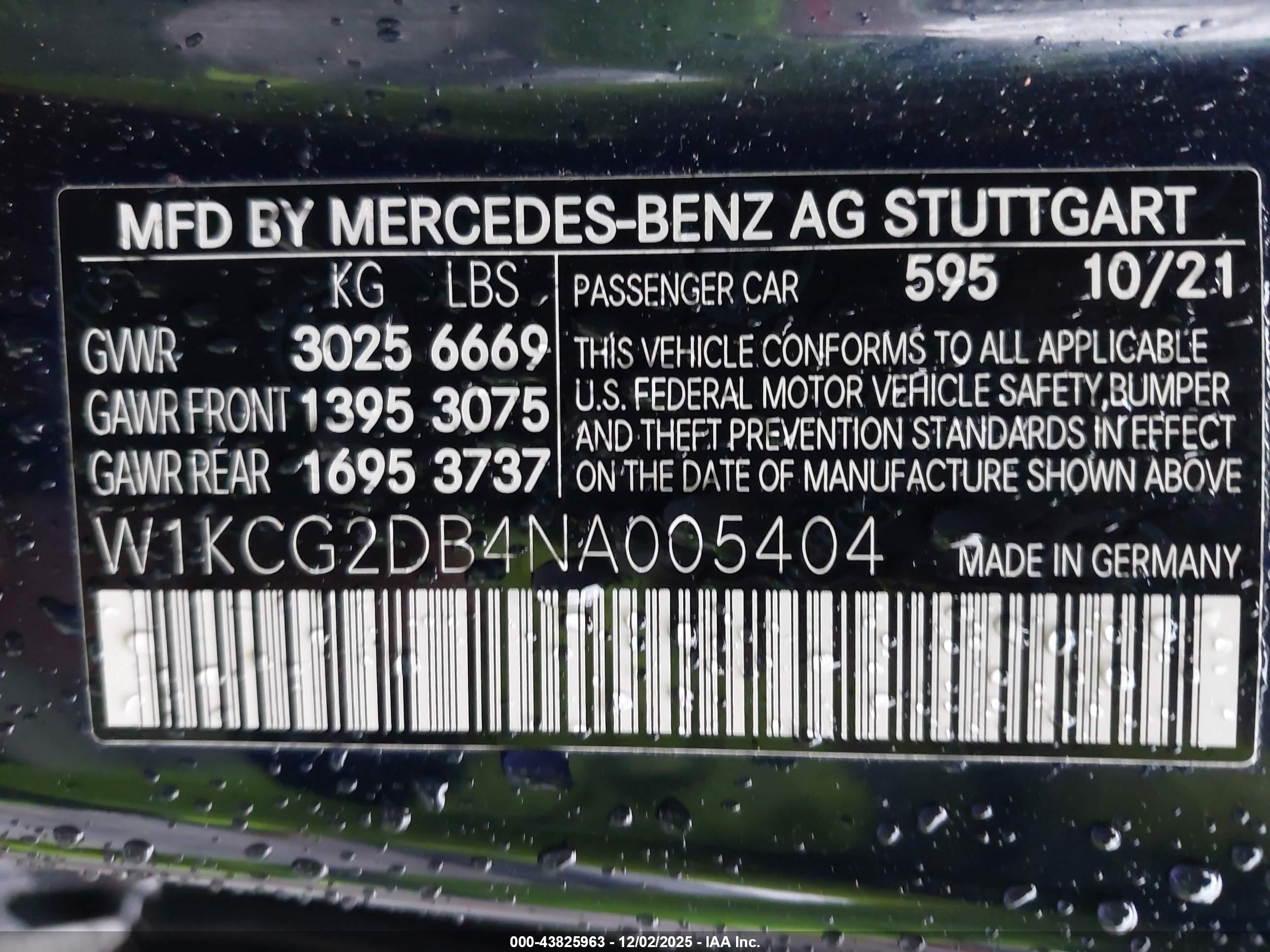 MERCEDES-BENZ EQS image 9