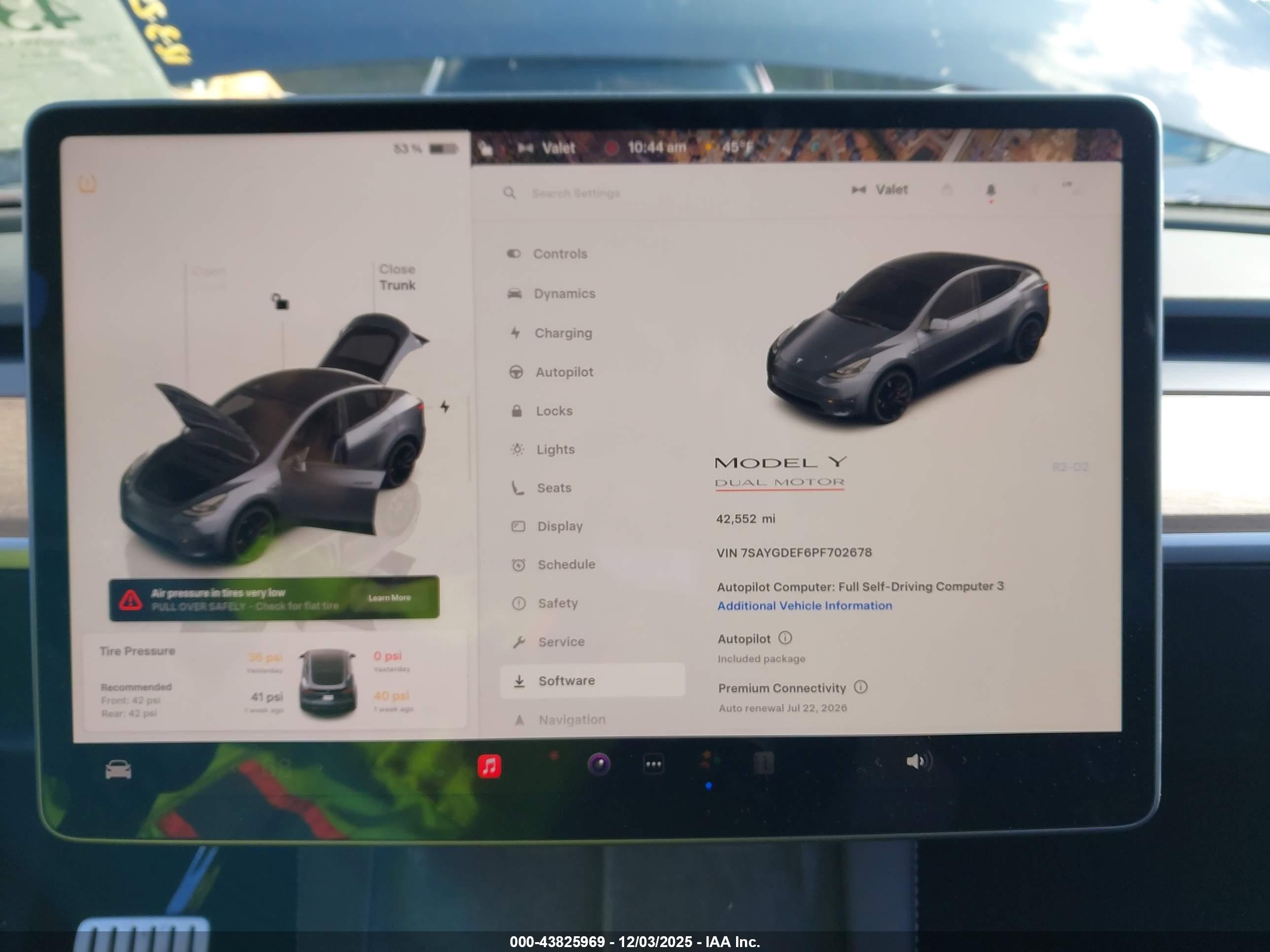 TESLA MODEL image 7