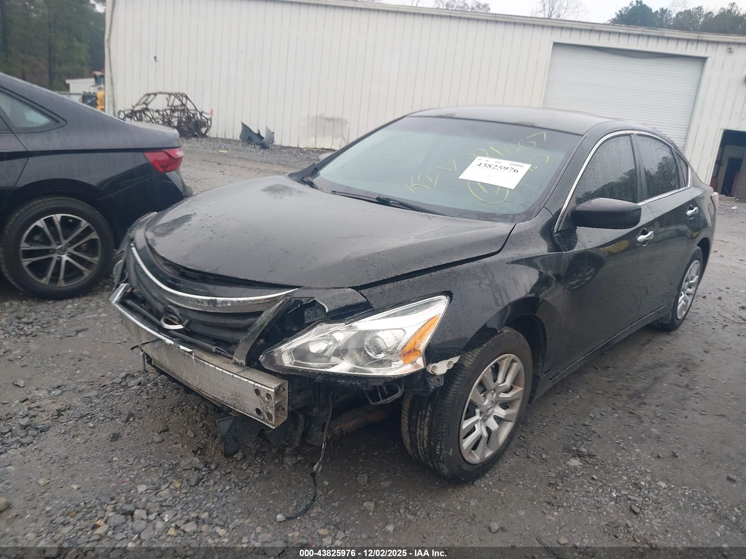 NISSAN ALTIMA image 2