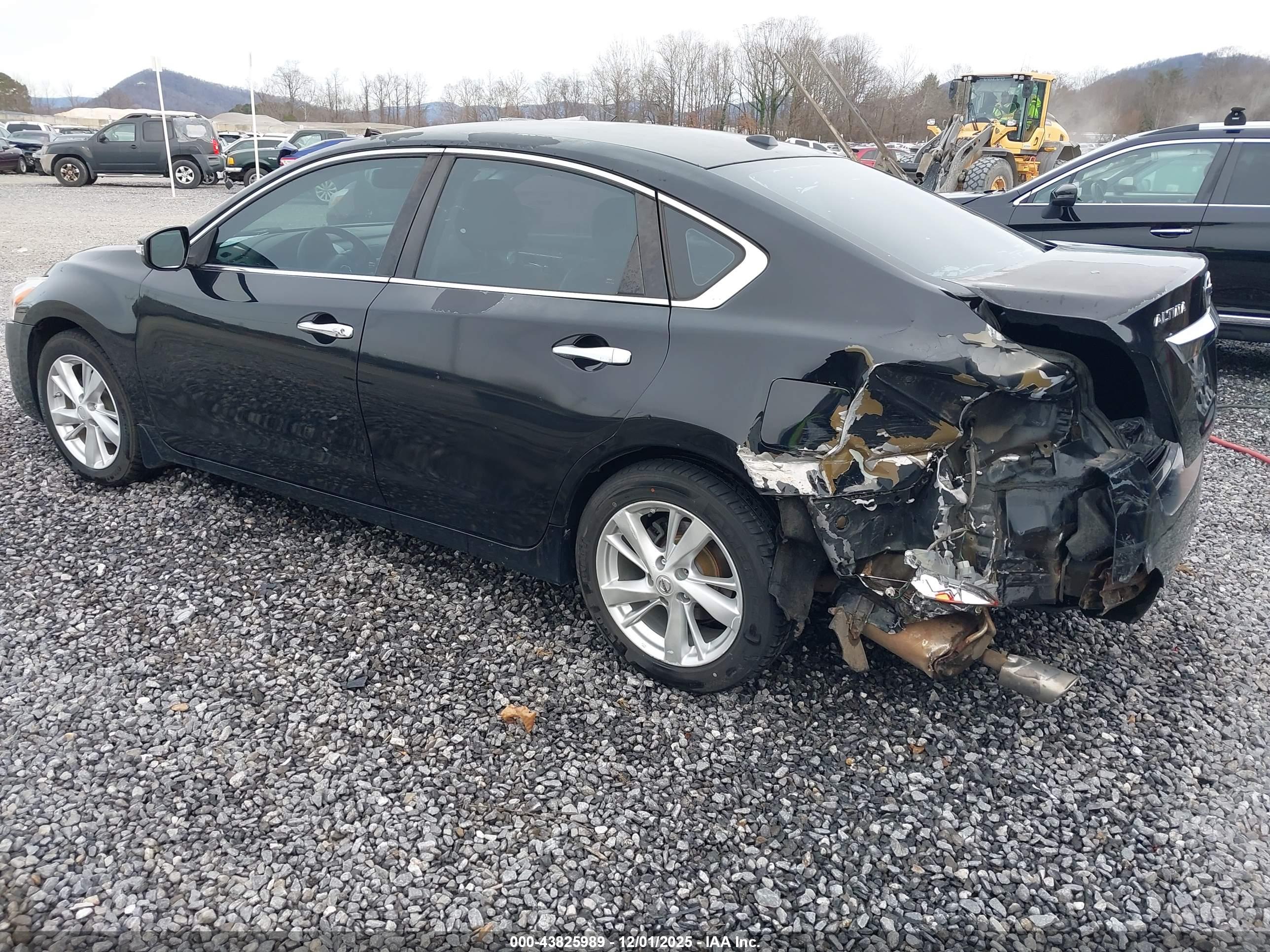 NISSAN ALTIMA image 3