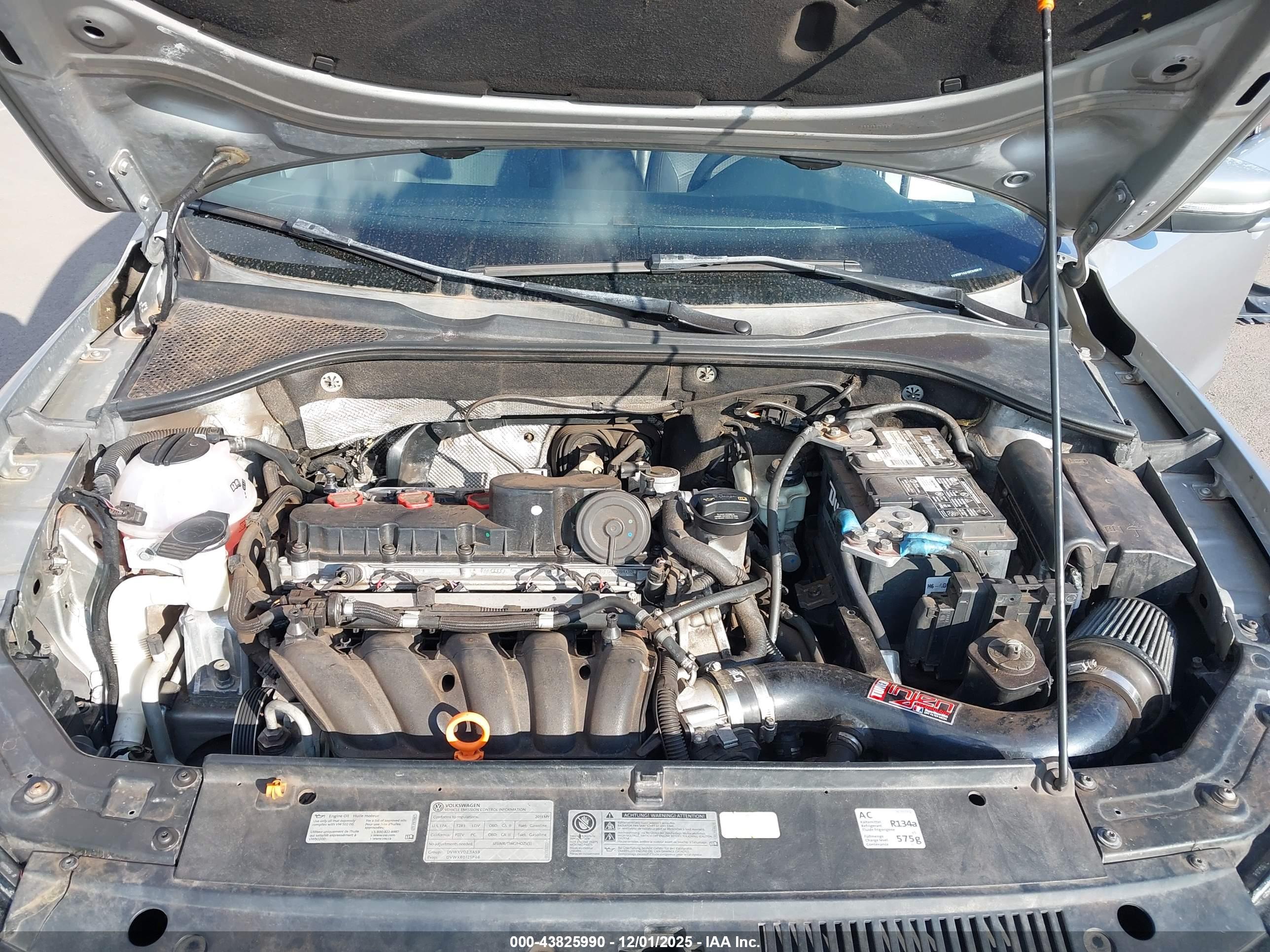 VOLKSWAGEN PASSAT image 10