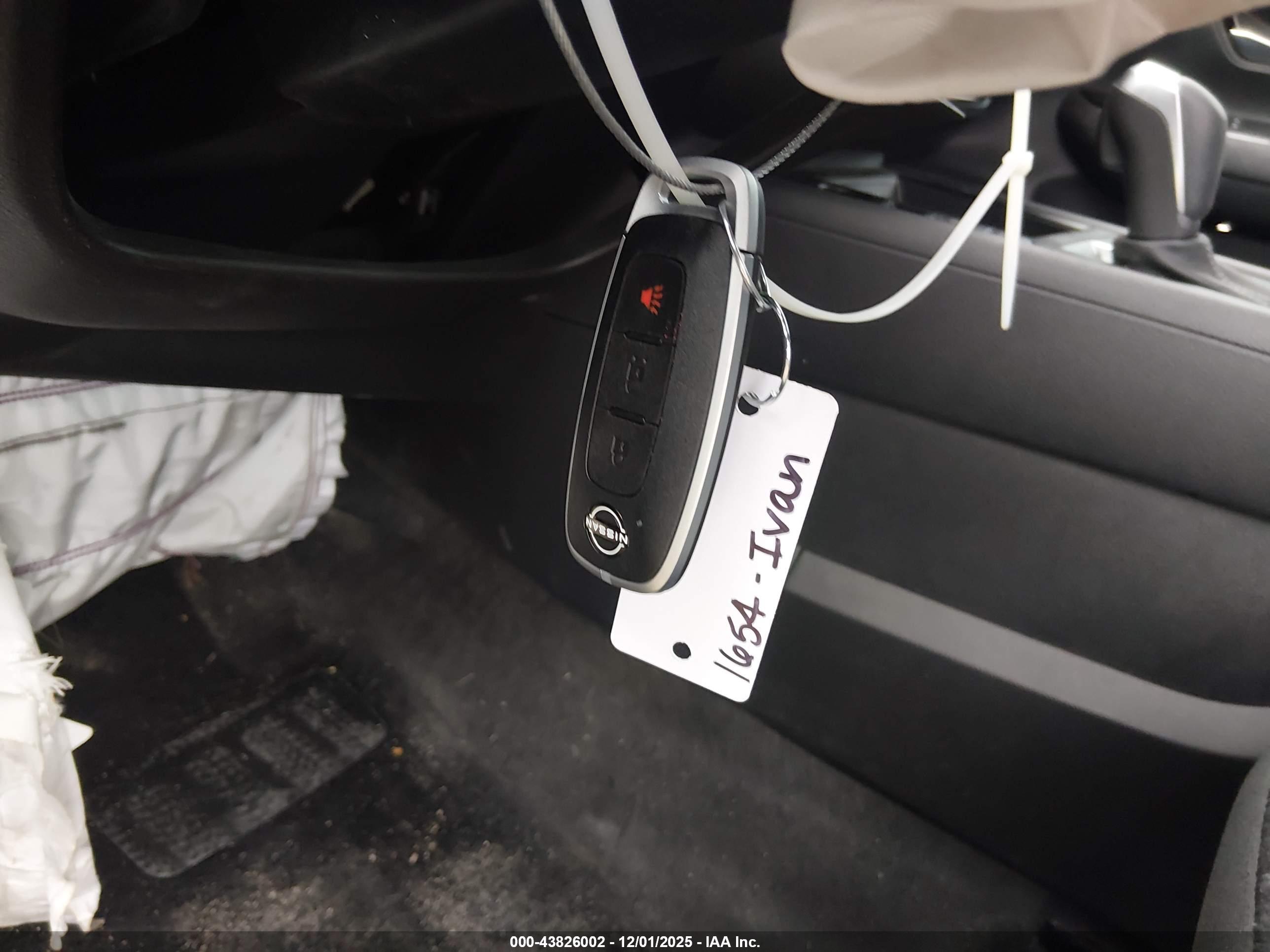 NISSAN KICKS image 11