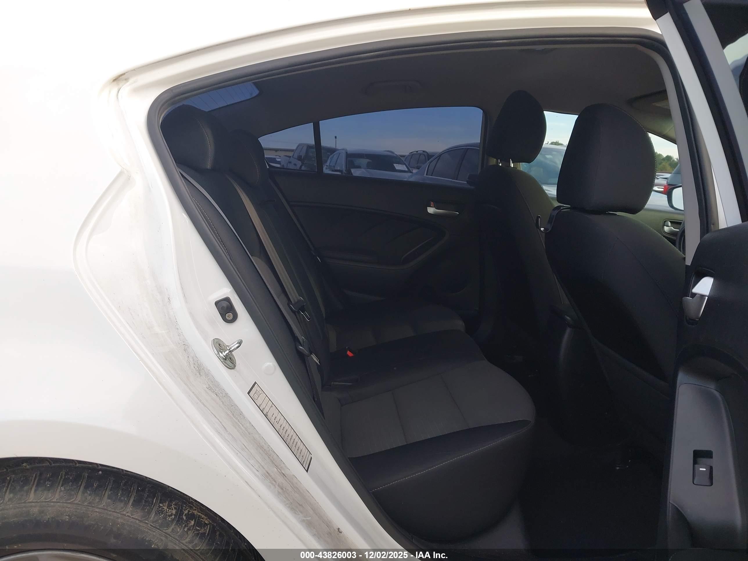 KIA FORTE image 8