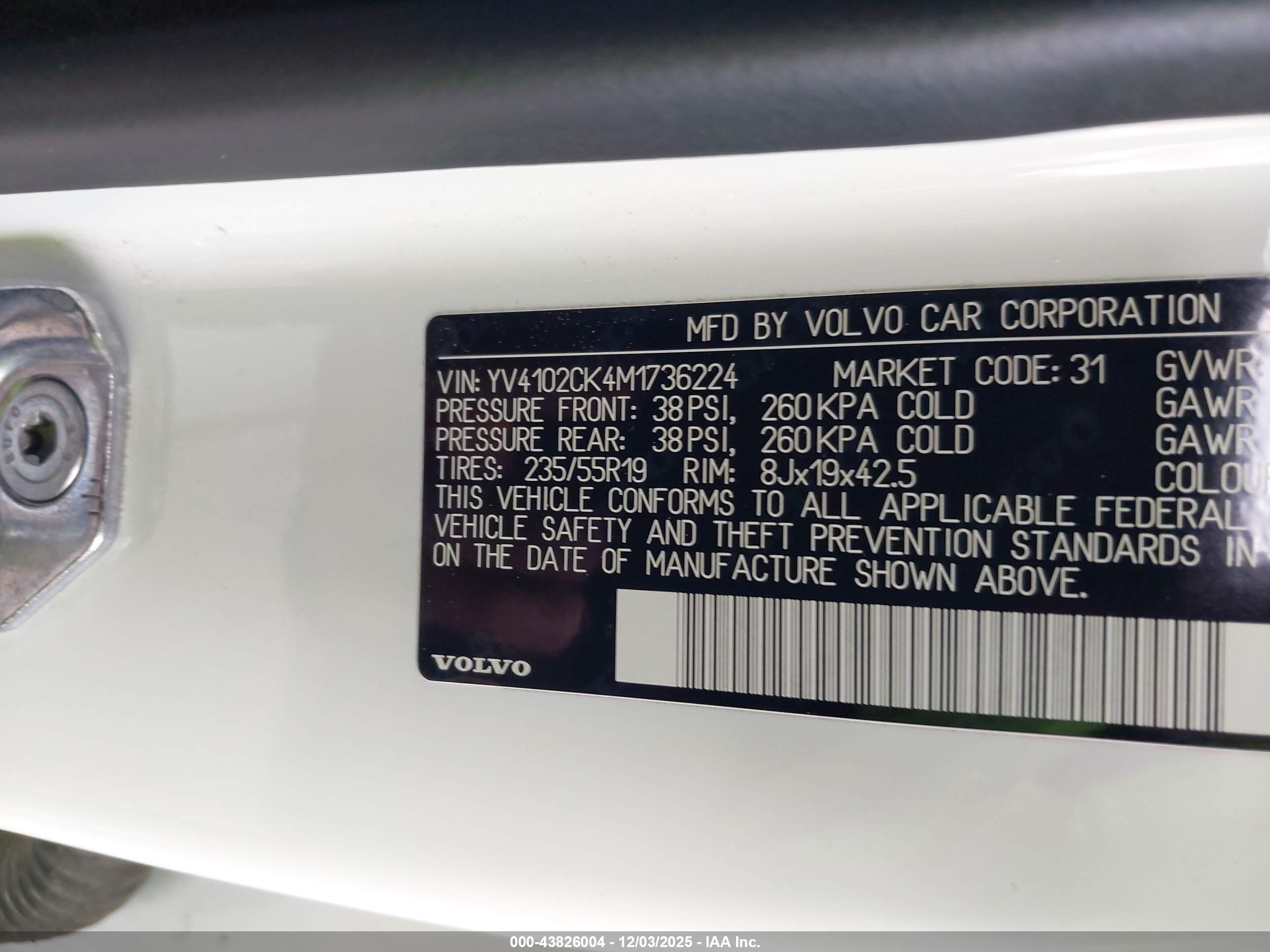 VOLVO XC90 image 9