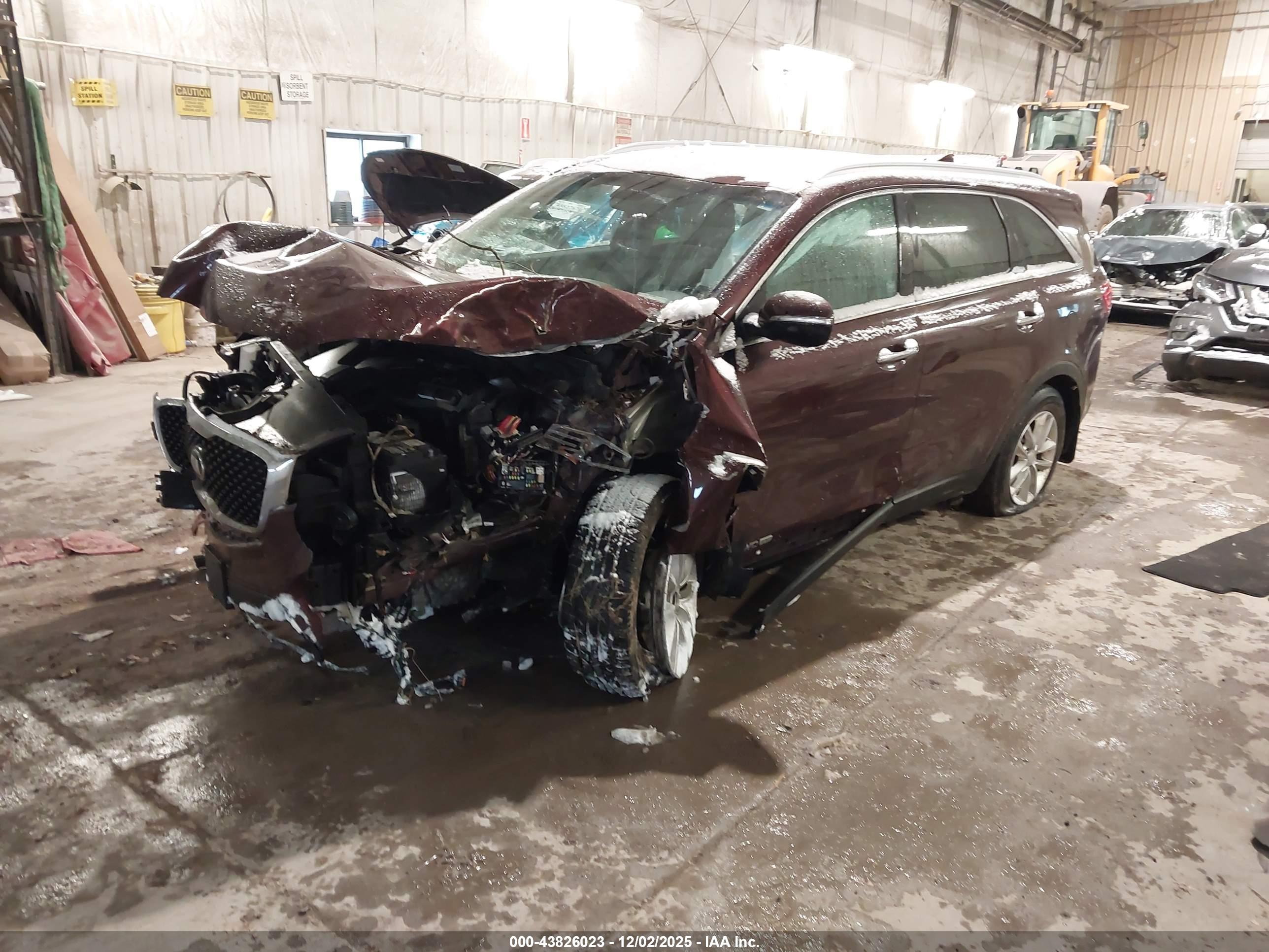 KIA SORENTO image 2