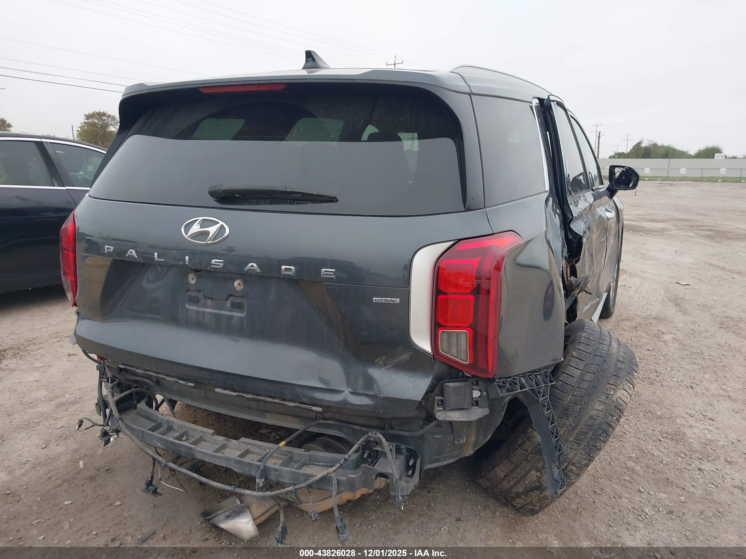 HYUNDAI PALISADE image 6