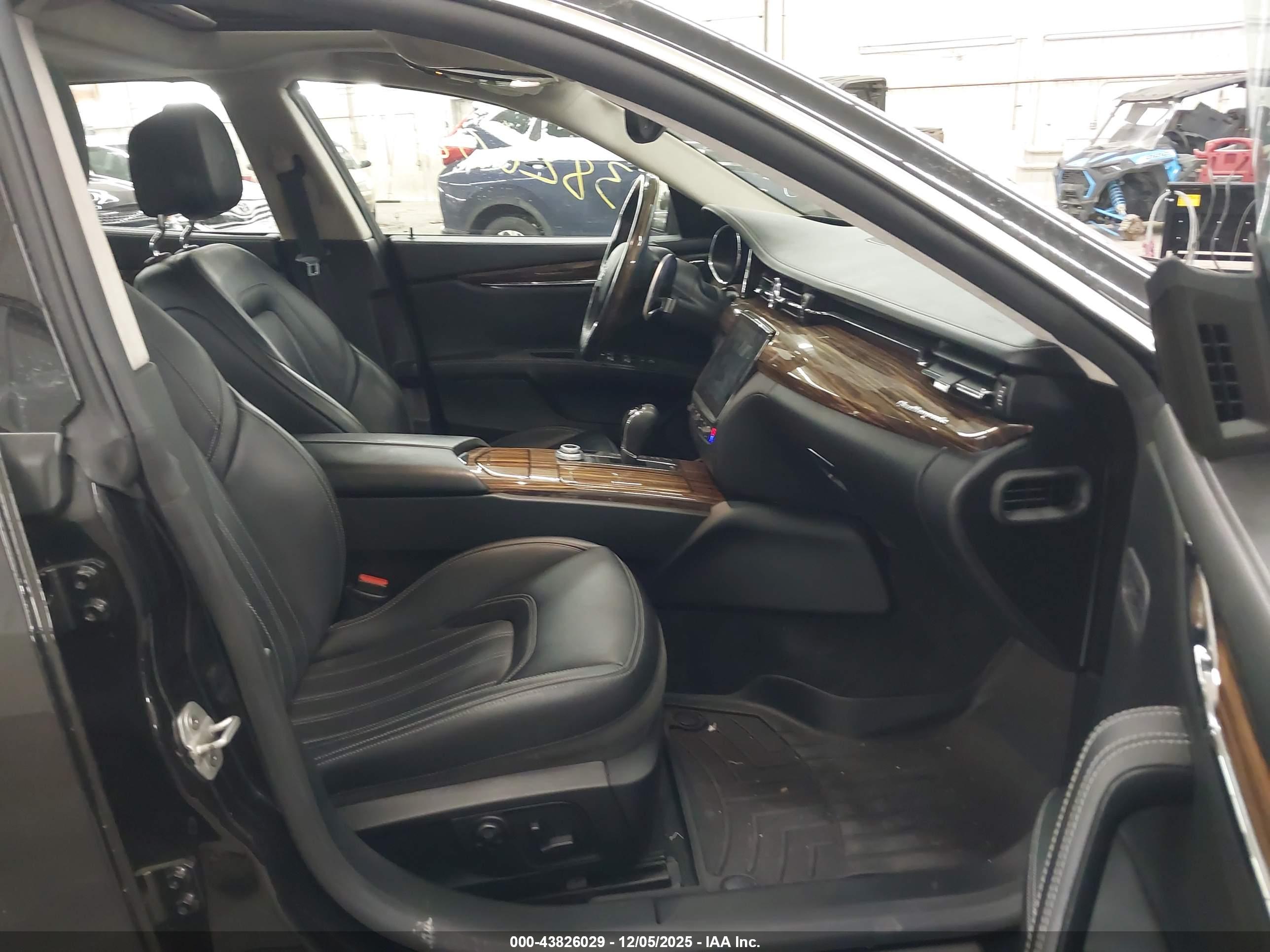MASERATI QUATTROPORTE image 5