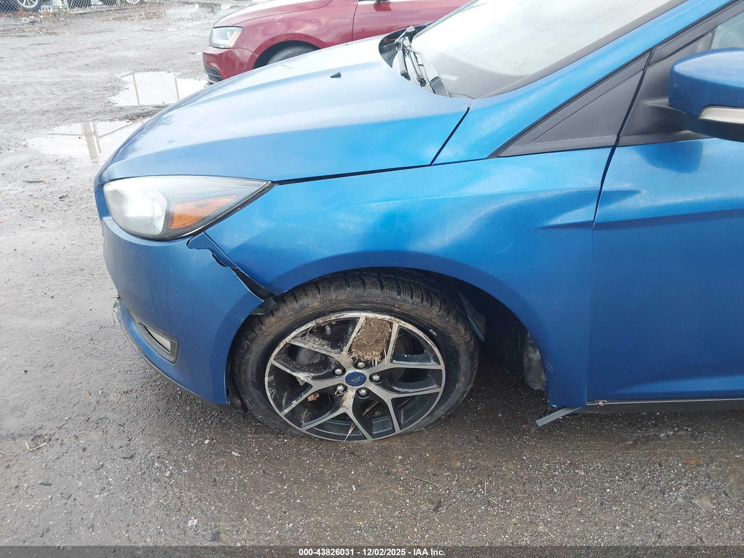 FORD FOCUS image 6