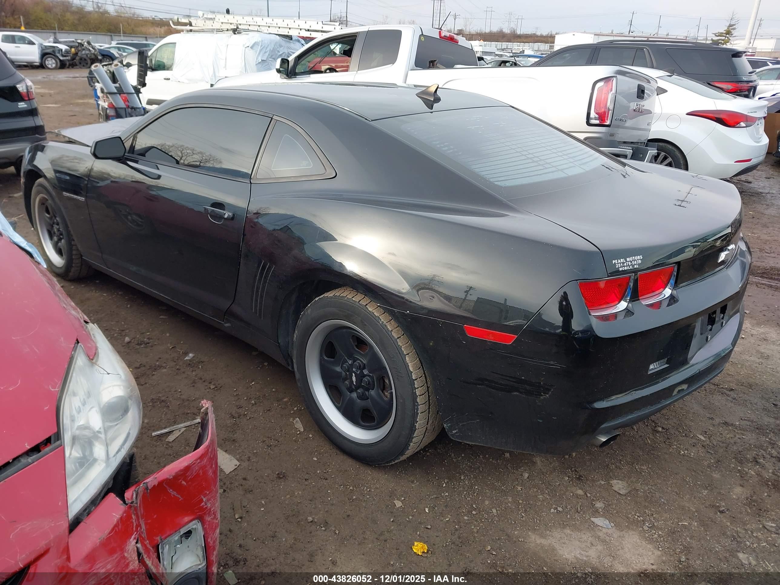 CHEVROLET CAMARO image 3