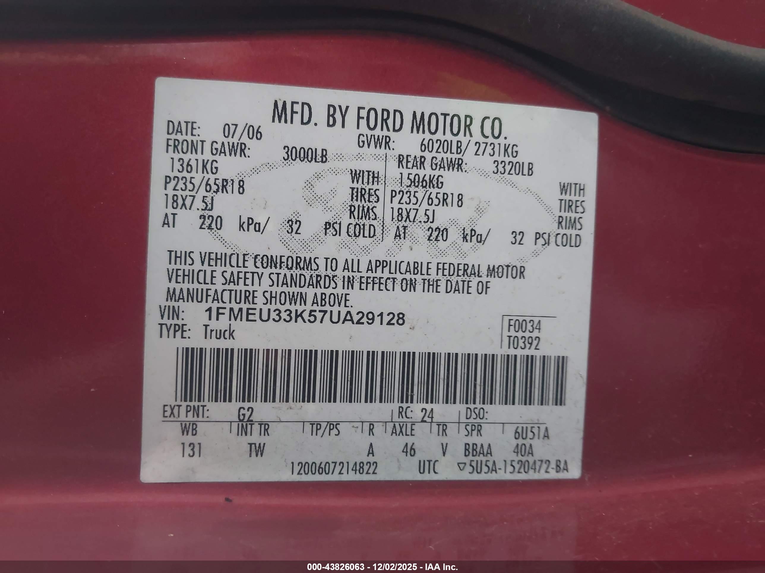 FORD EXPLORER image 9