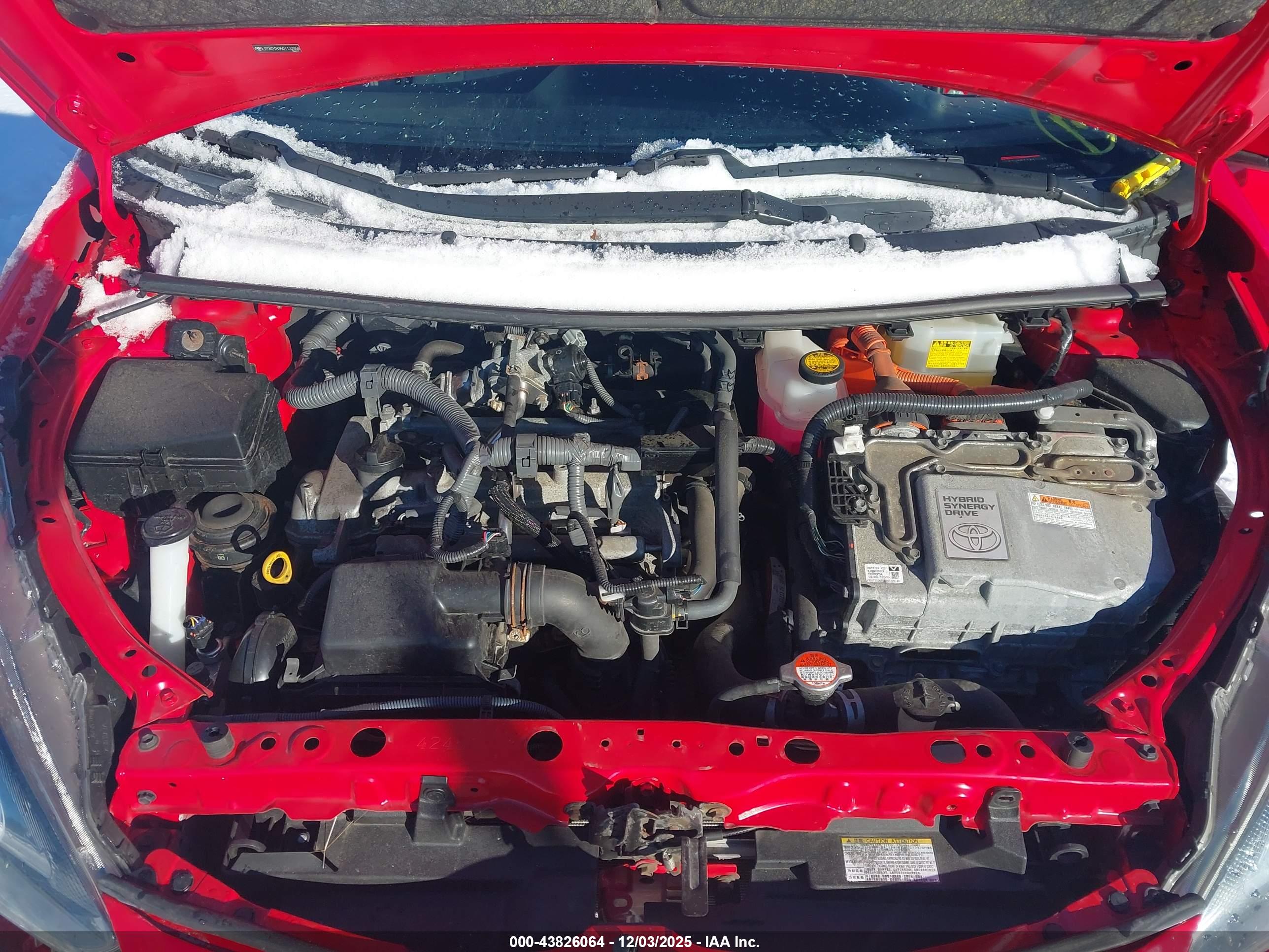 TOYOTA PRIUS image 10