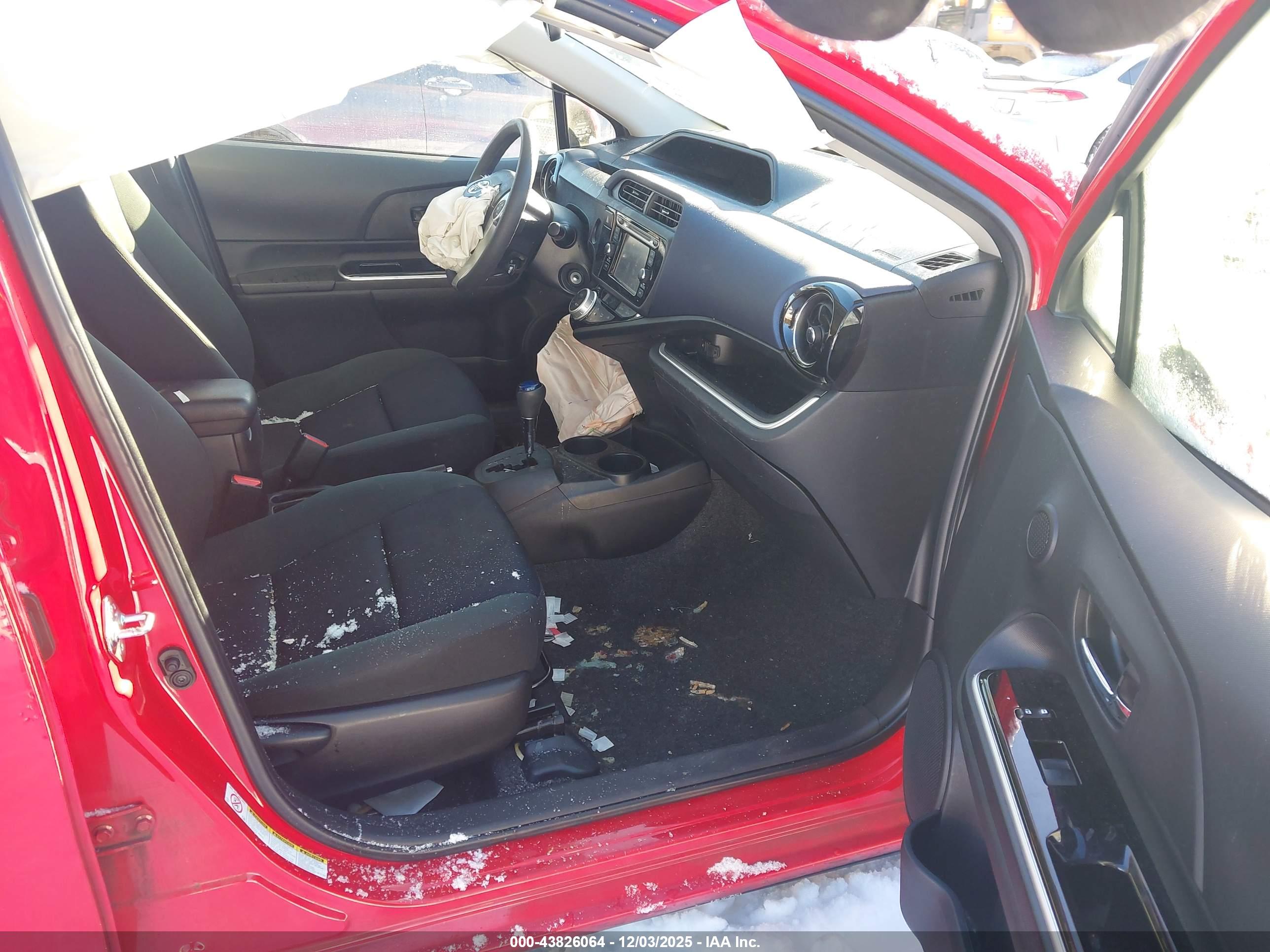 TOYOTA PRIUS image 5
