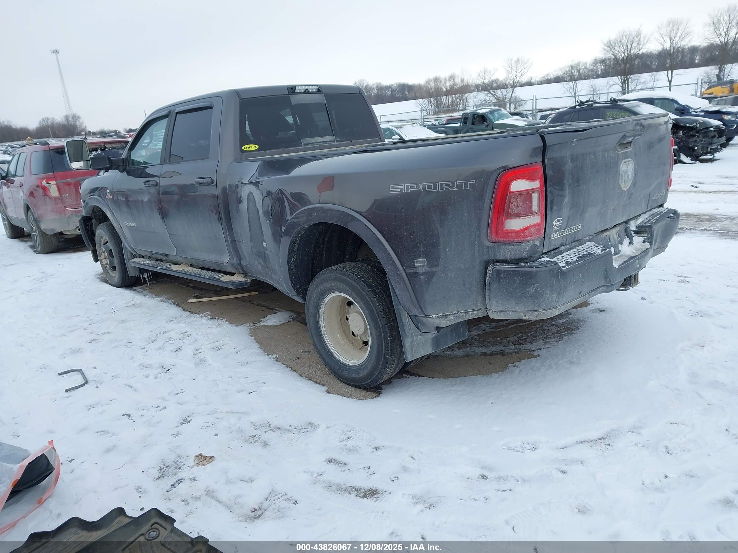 RAM 3500 image 3