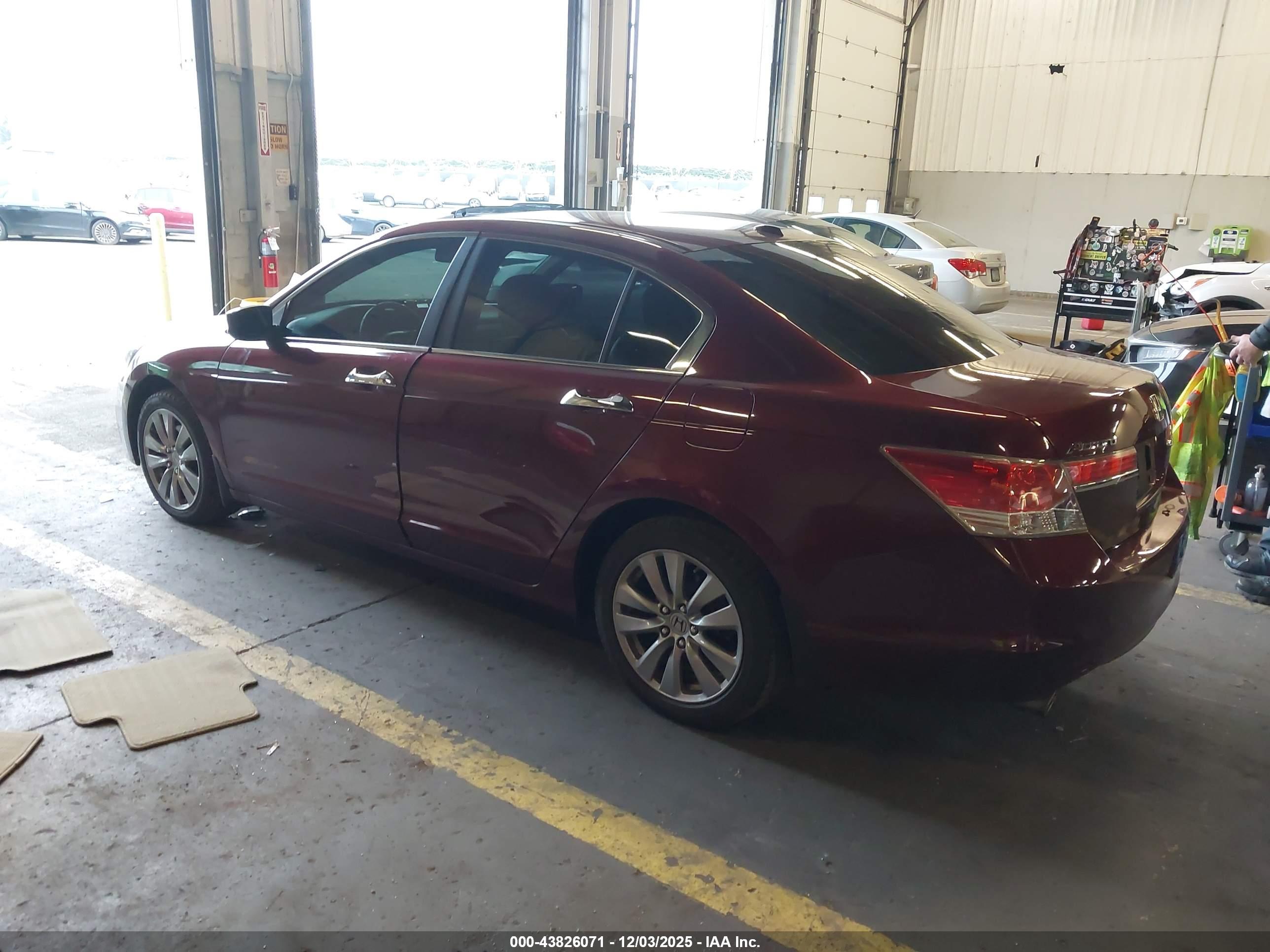 HONDA ACCORD image 3