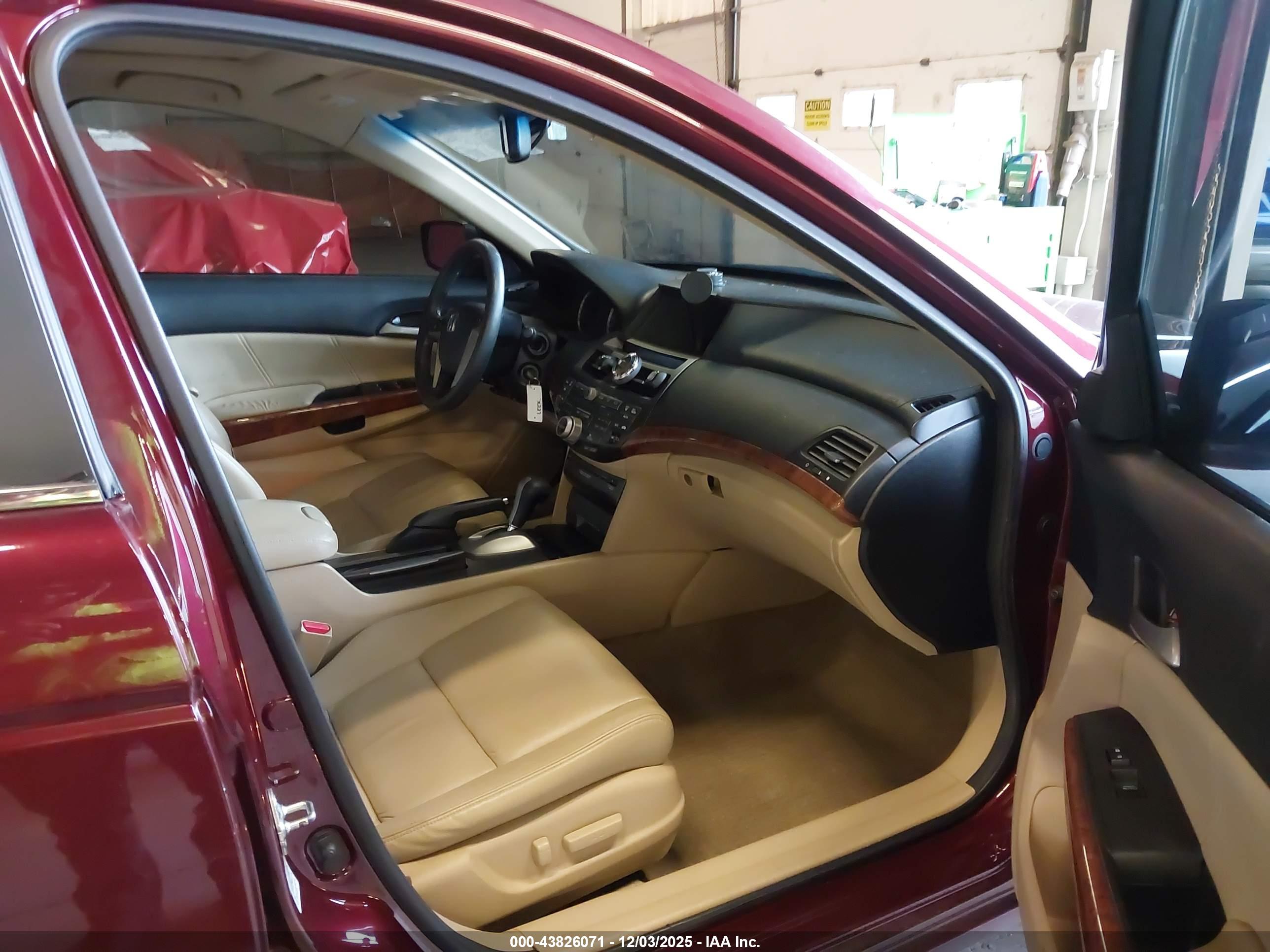 HONDA ACCORD image 5