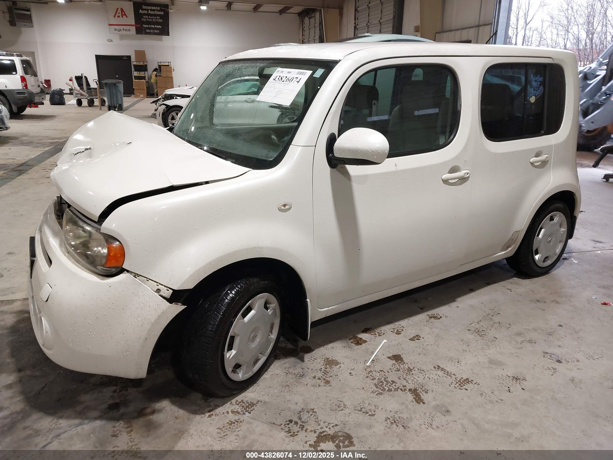 NISSAN CUBE image 2