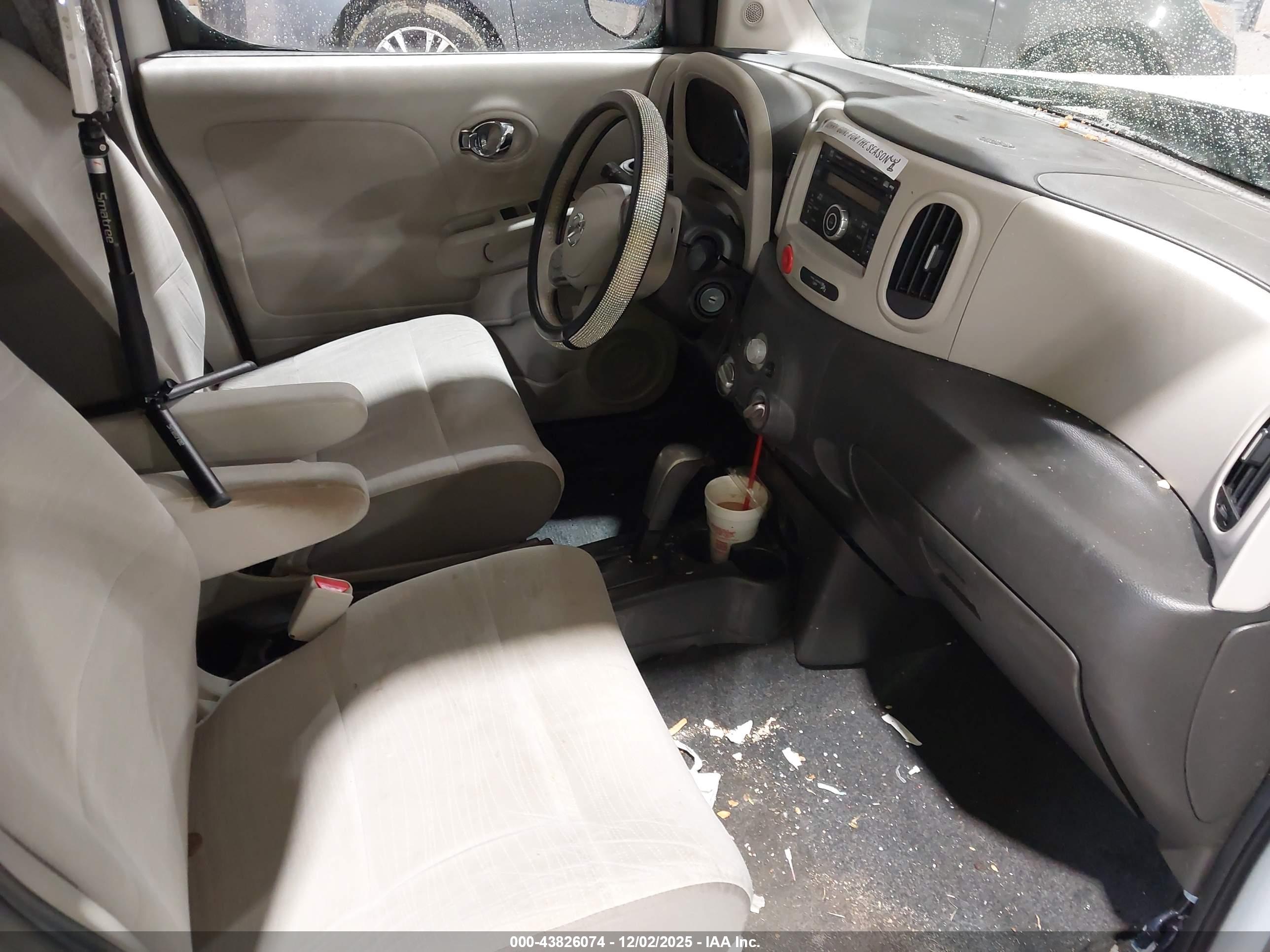NISSAN CUBE image 5