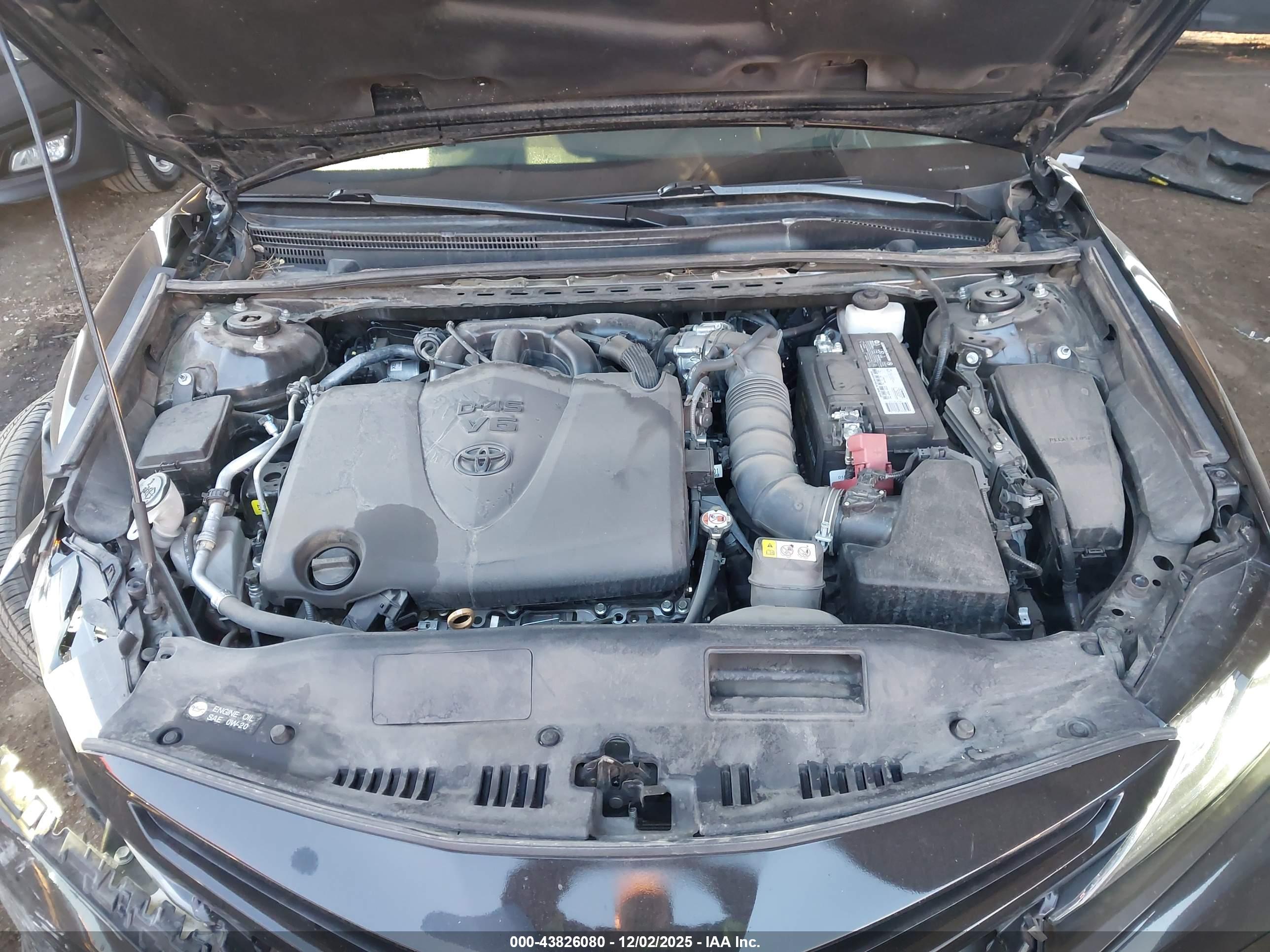 TOYOTA CAMRY image 10