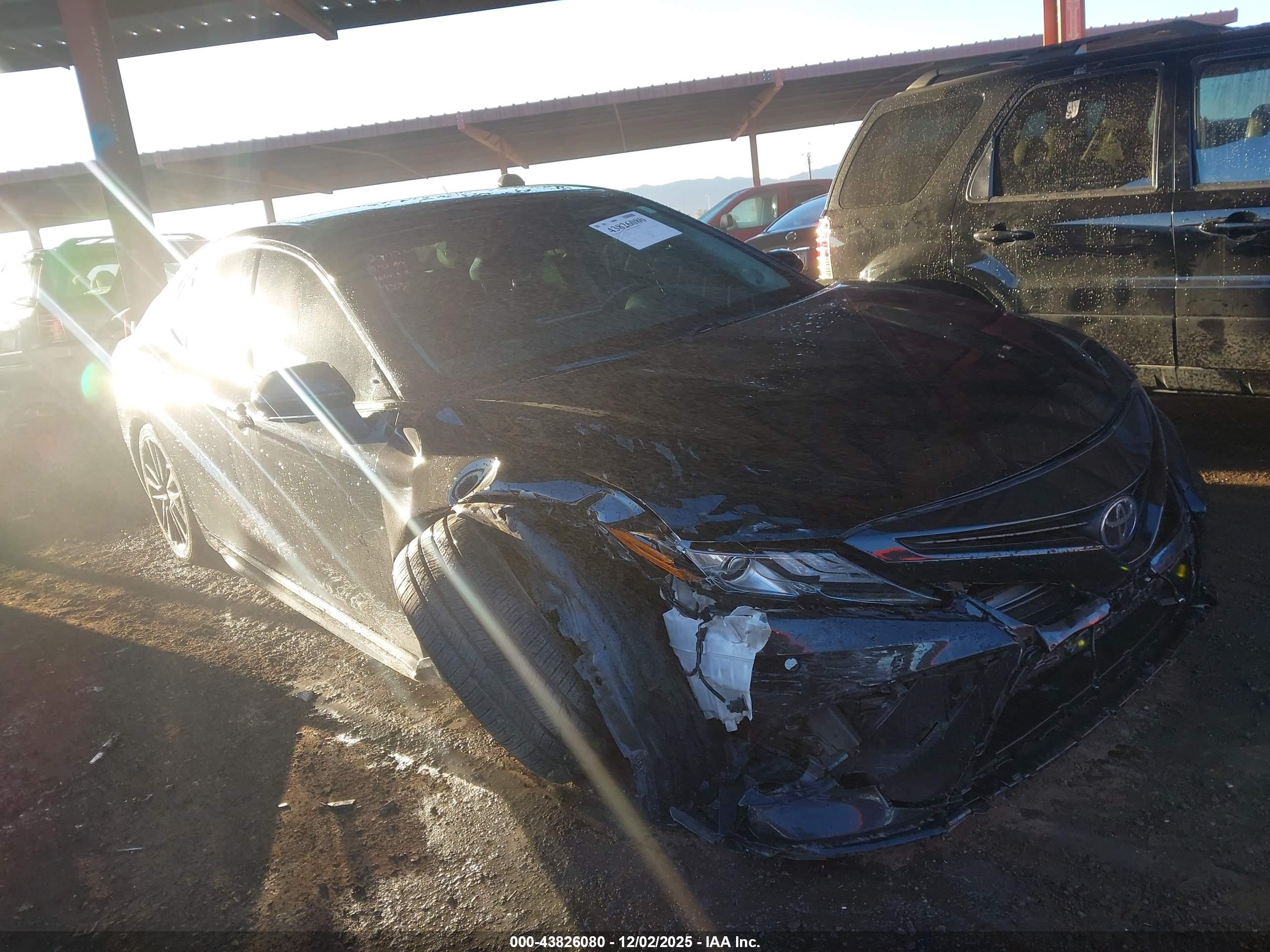 TOYOTA CAMRY image 6