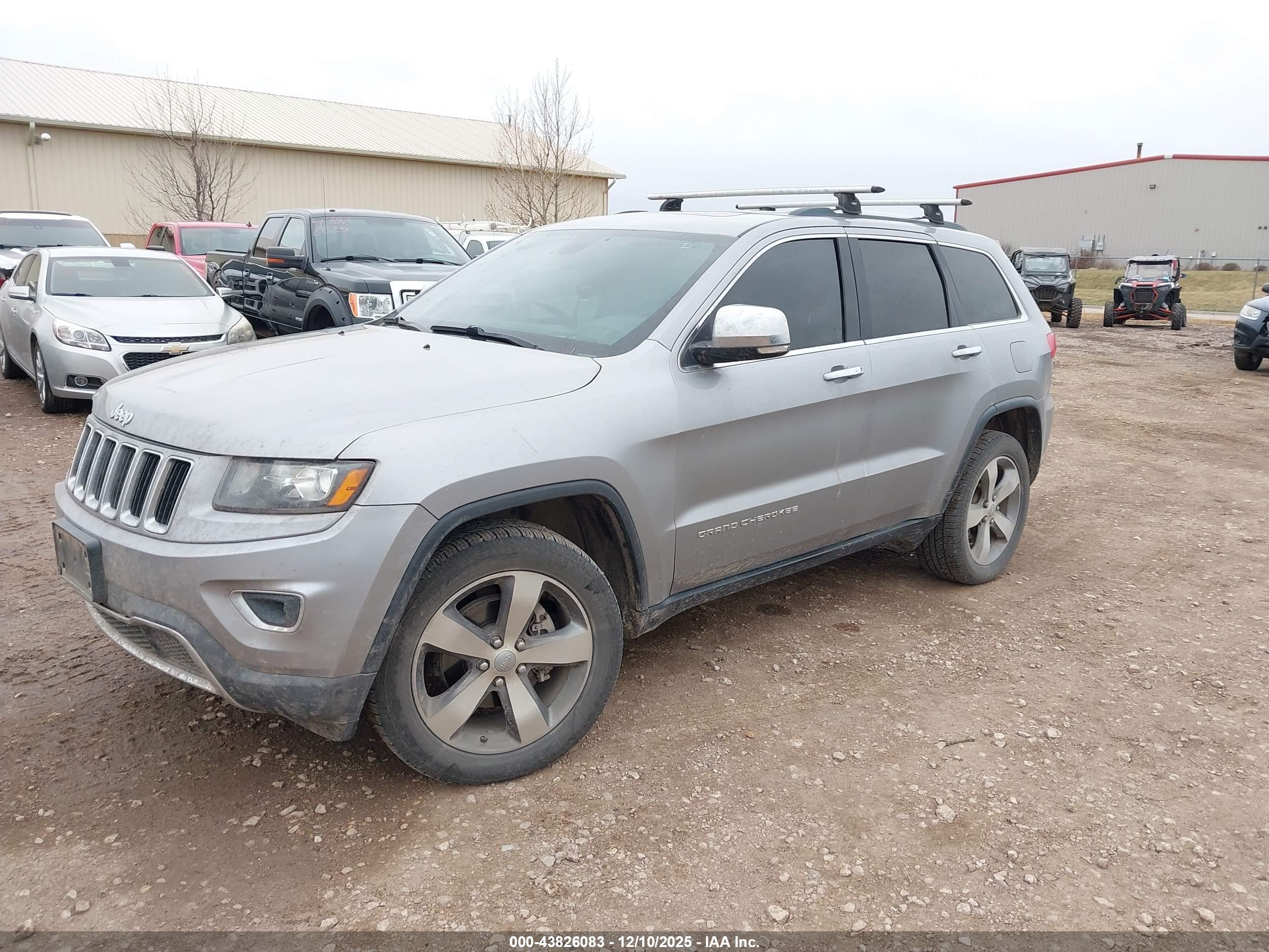 JEEP GRAND image 2