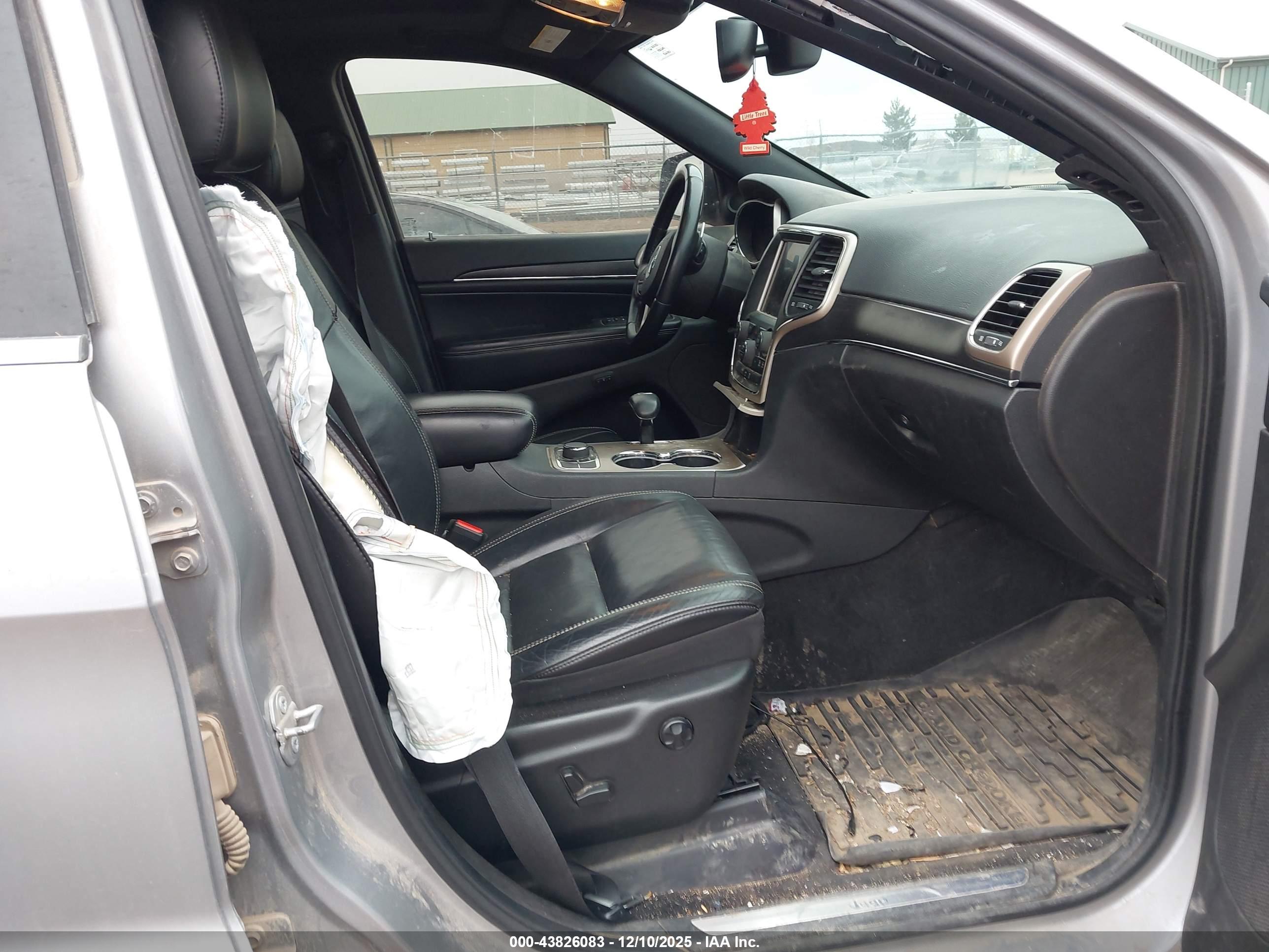 JEEP GRAND image 5
